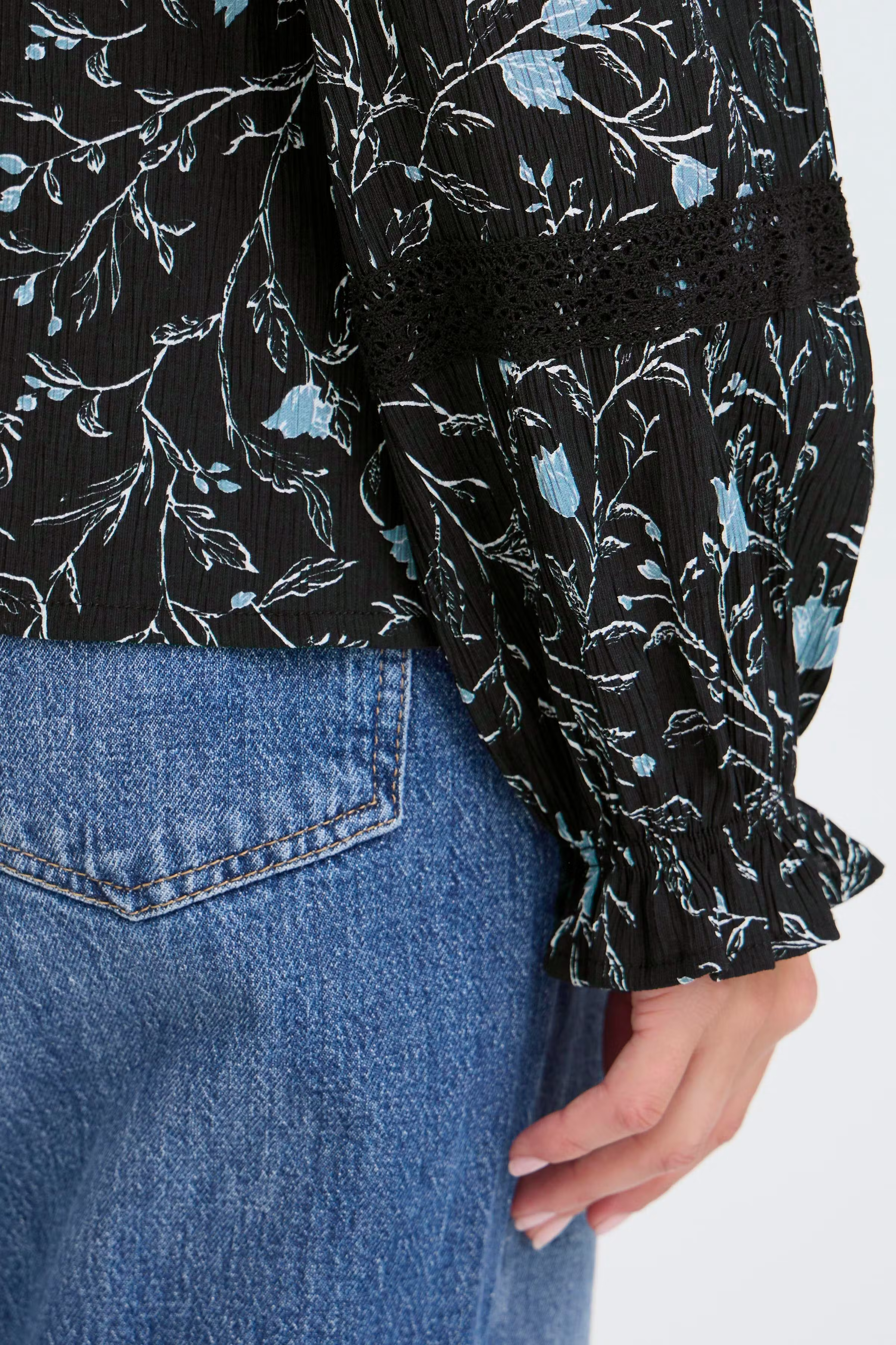 PZKALULLA Bluse LOOKBOOK DETAIL 50210084-900001679