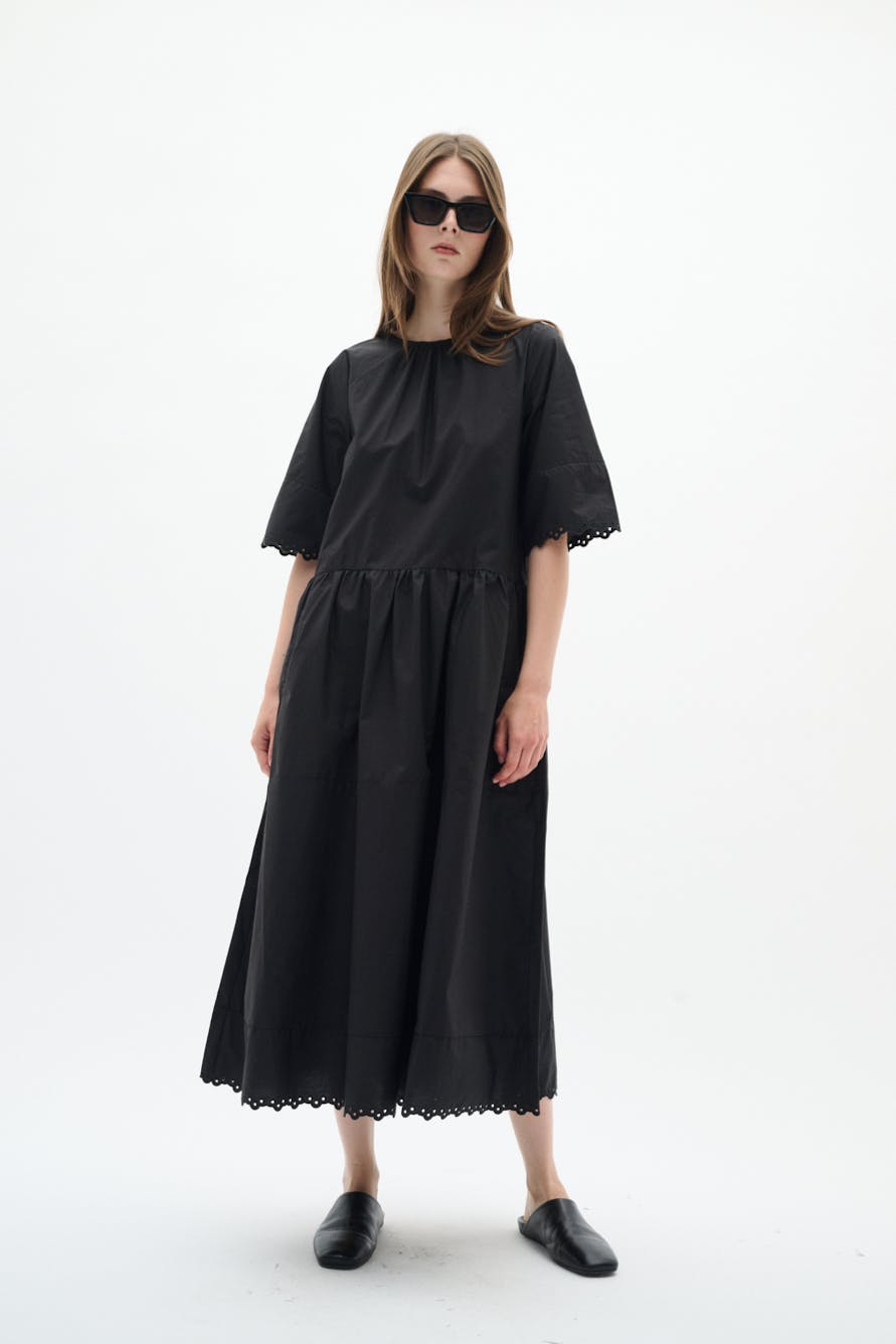 LIAIW Poplin Klänning LOCATION NONE 30112359-194008