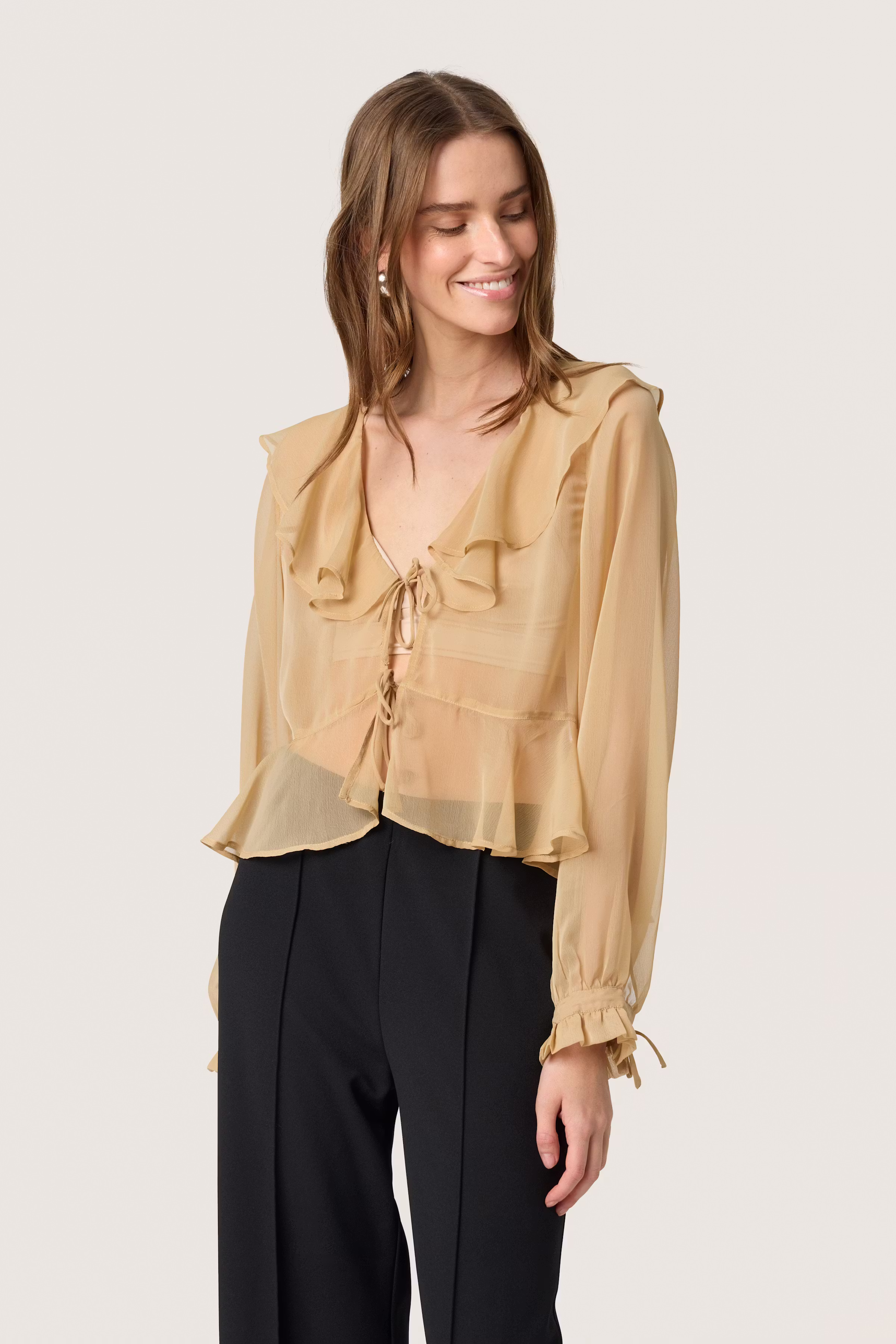 SLJatessan Blouse LOOKBOOK FRONT 30408669-151114