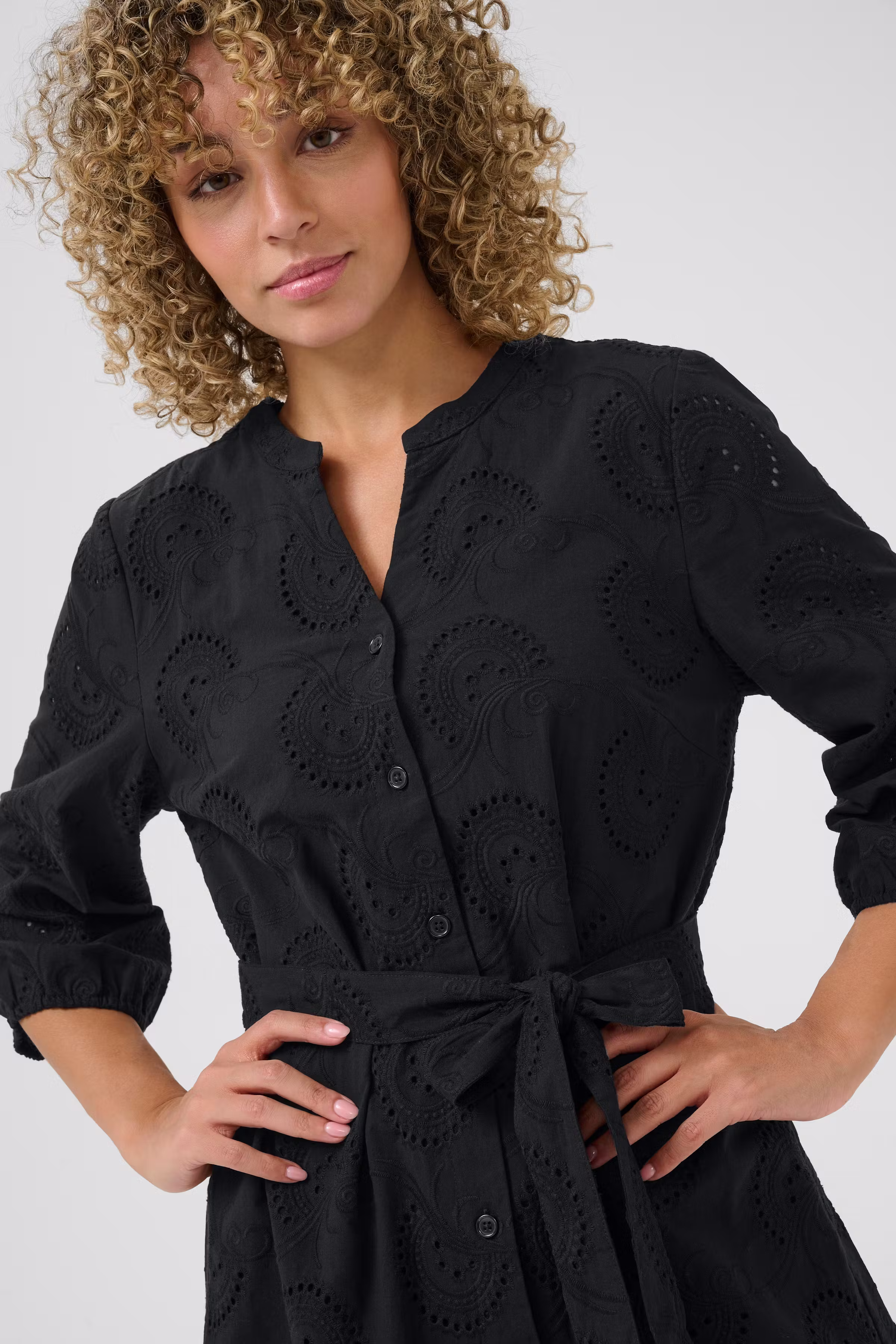 CRDelia Dress LOOKBOOK DETAIL 10613325-100120