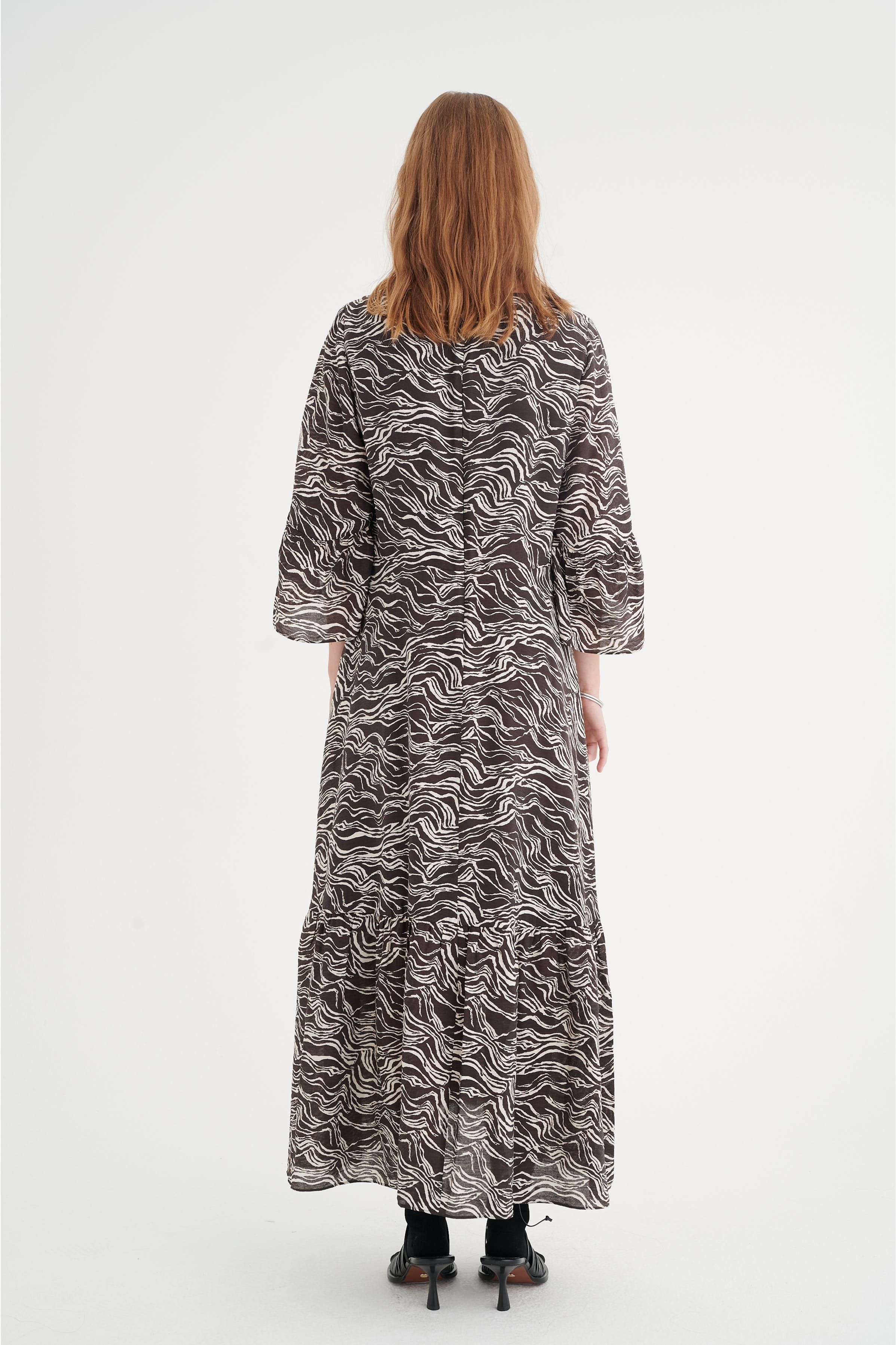 VaggaIW Kleid LOOKBOOK BACK 30107248-301262
