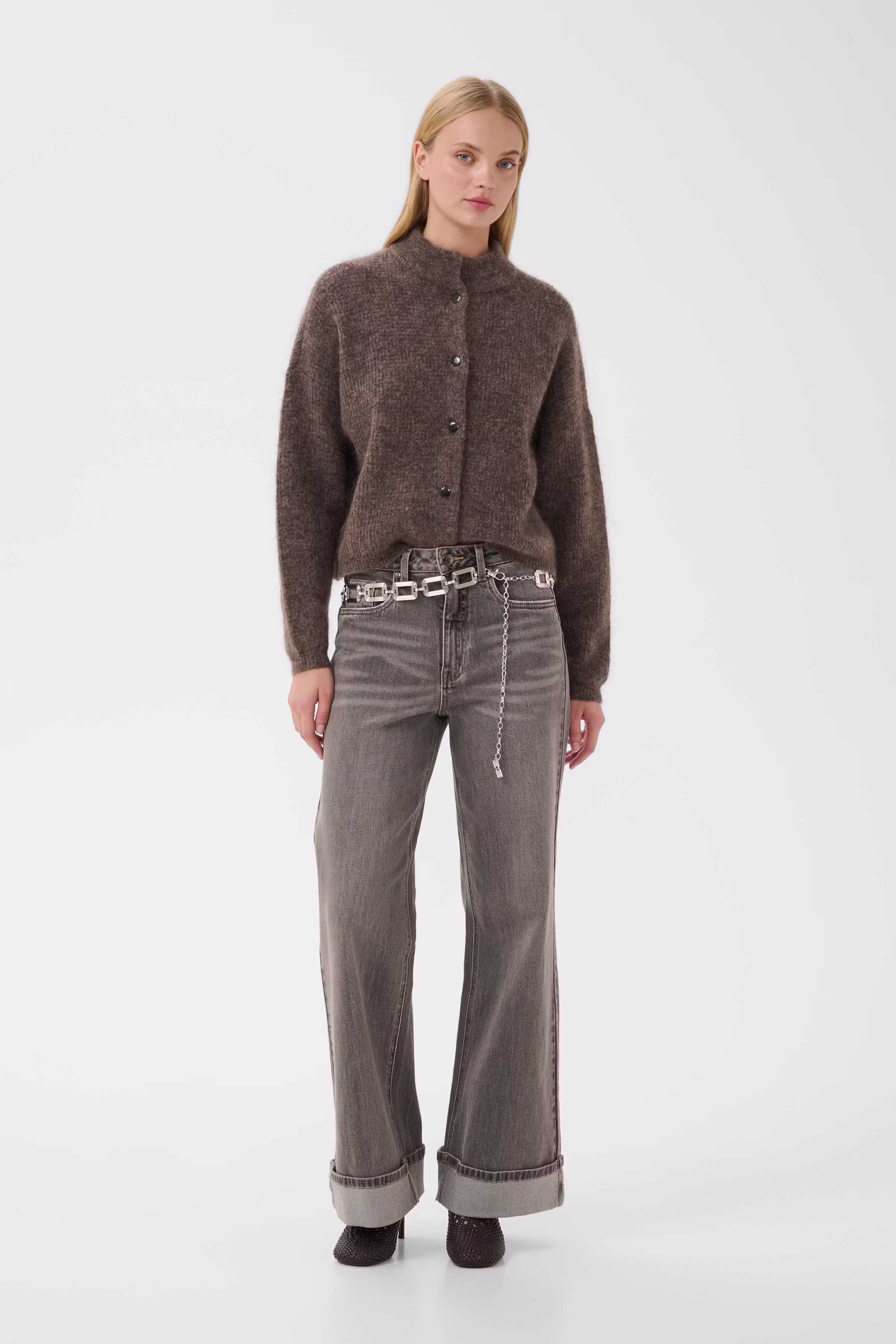 GZdebbie Cardigan LOOKBOOK FRONT 10911362-107957