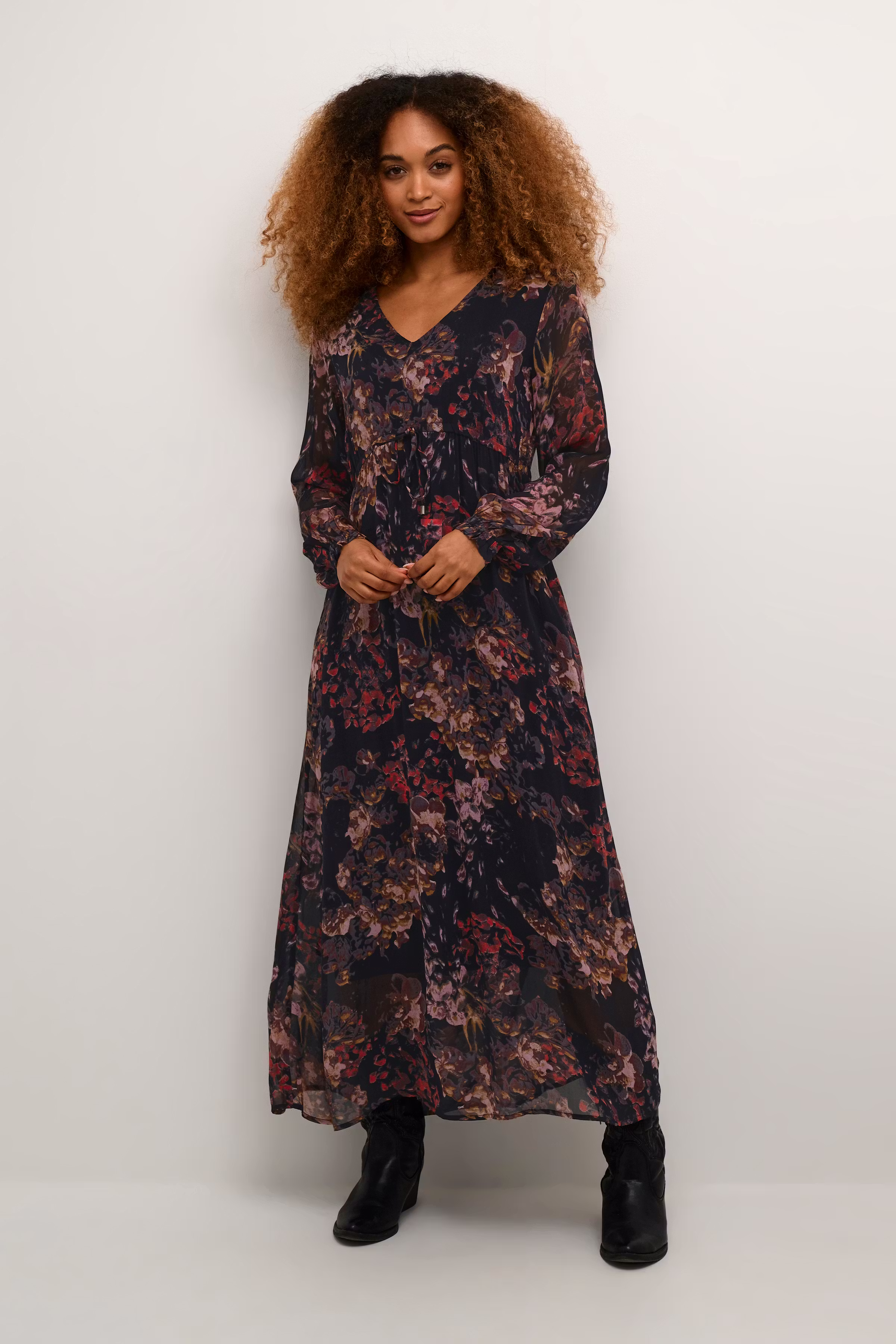 CRAnnu Dress LOOKBOOK FRONT 10612864-106409