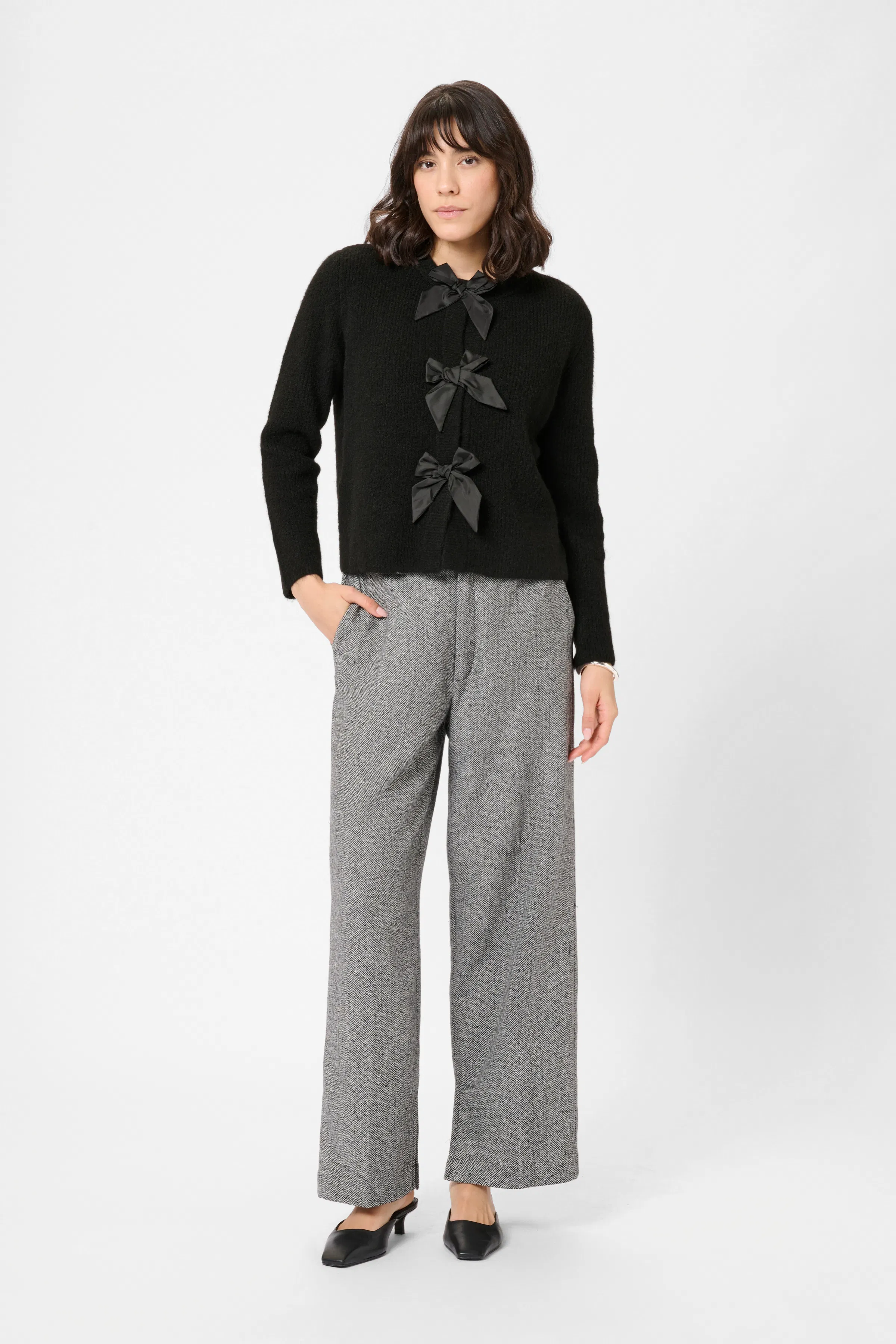 KAmay Cardigan LOOKBOOK FRONT 10510984-100121