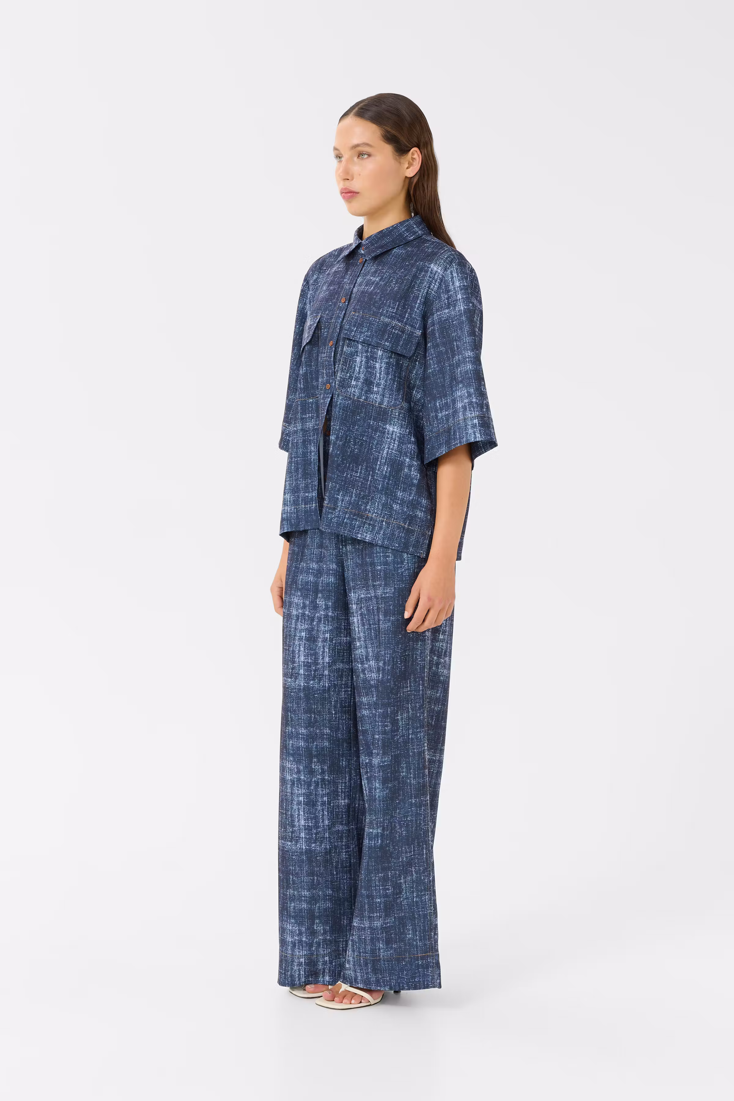 GZdemia Skjorta LOOKBOOK FRONT 10910409-107880