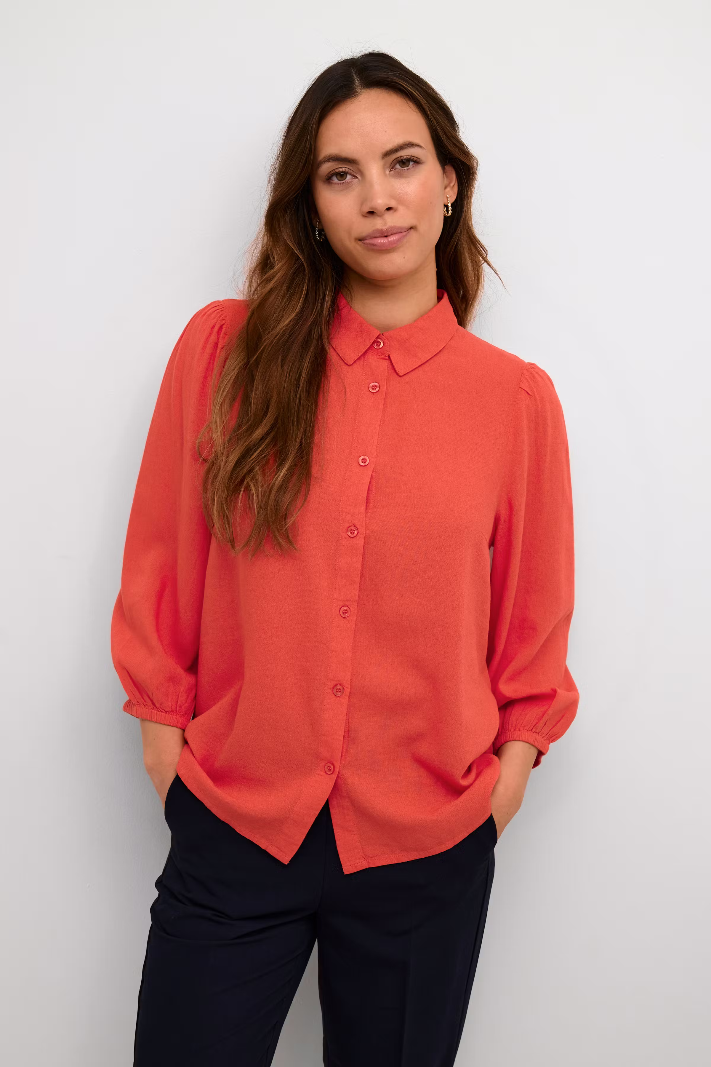 KAmilia Leinenhemd LOOKBOOK FRONT 10508361-181651