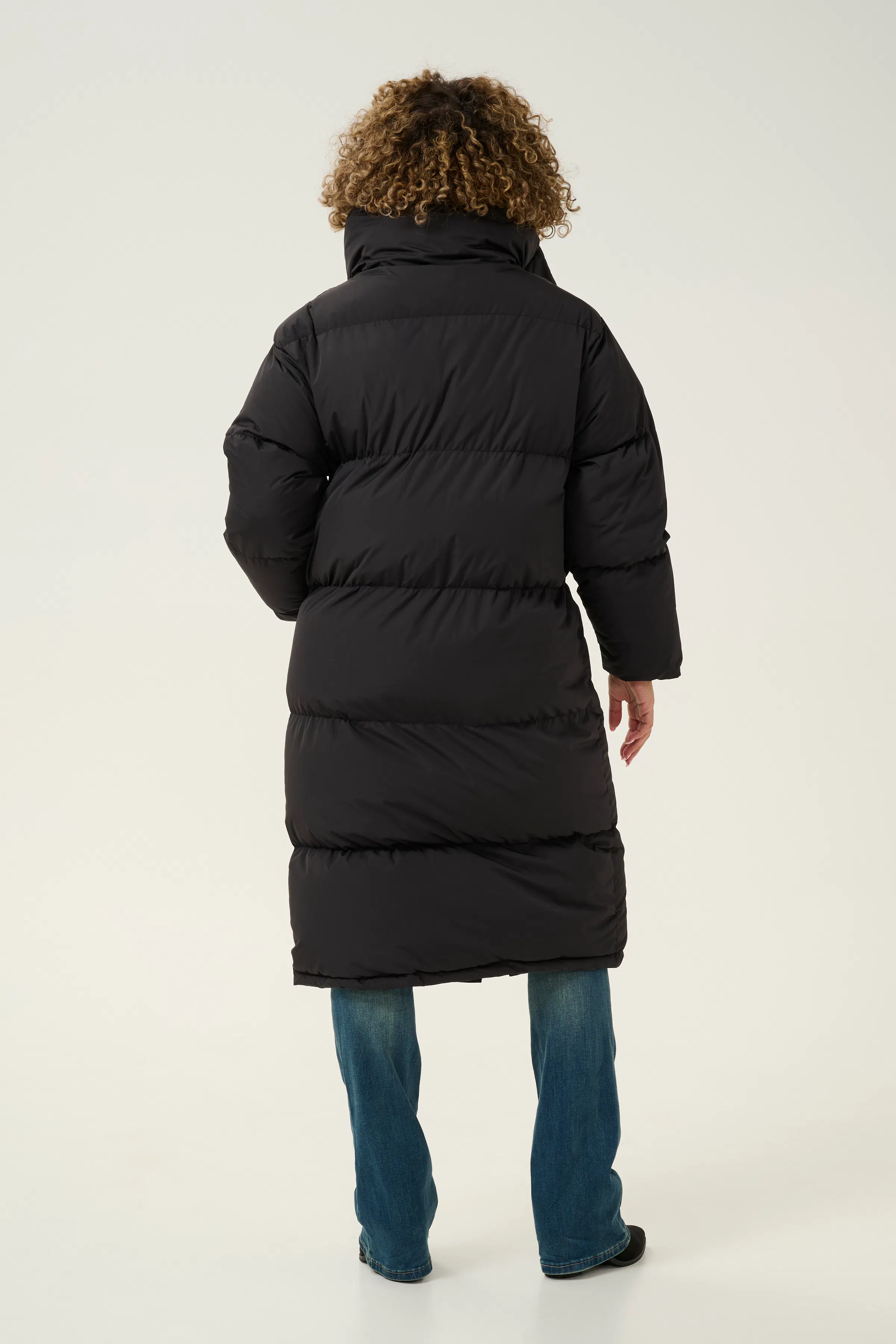 CRFrona Jacket LOOKBOOK BACK 10613039-100120