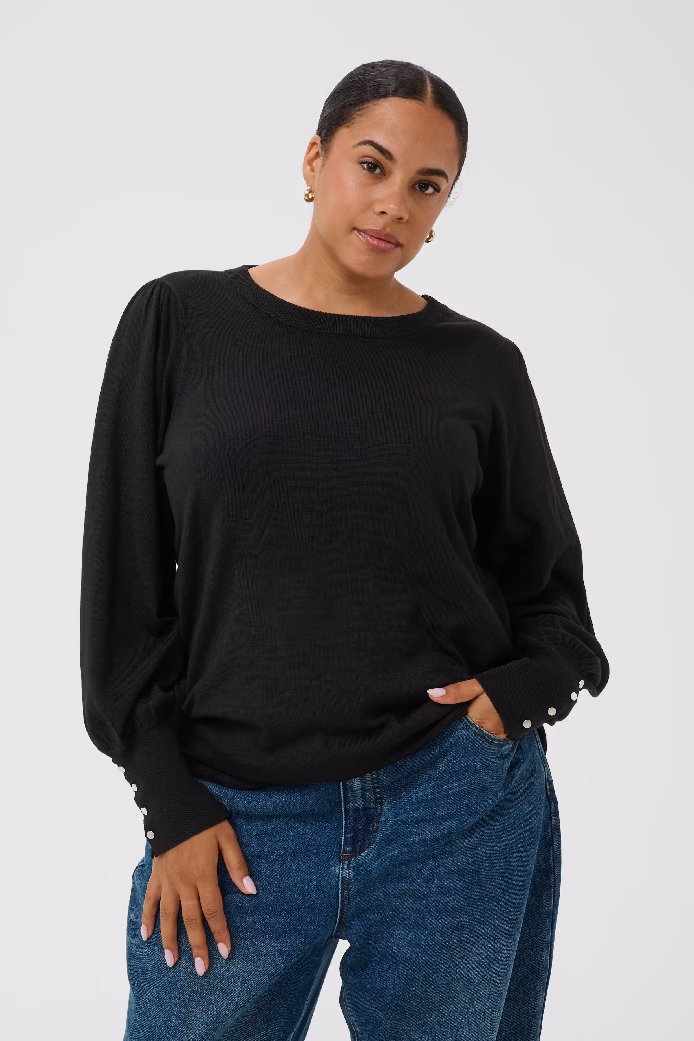 KClizzy Pullover LOOKBOOK FRONT 10584451-100121