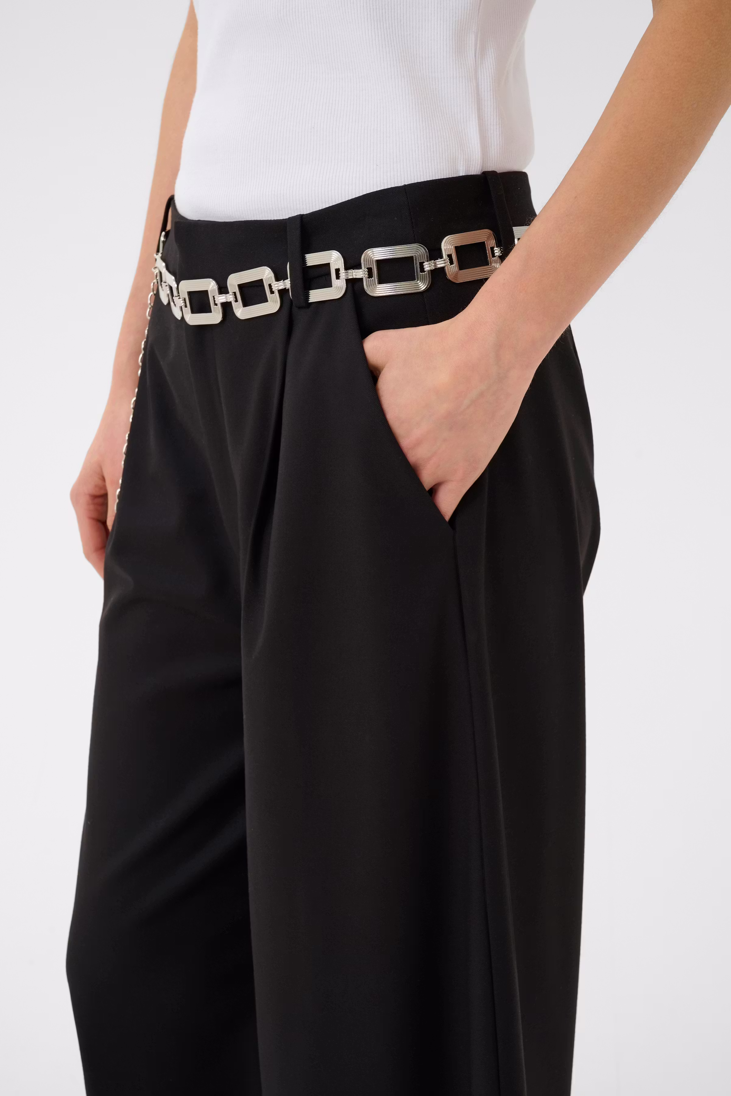 GZcallia Barrel pants LOOKBOOK DETAIL 10910449-100017