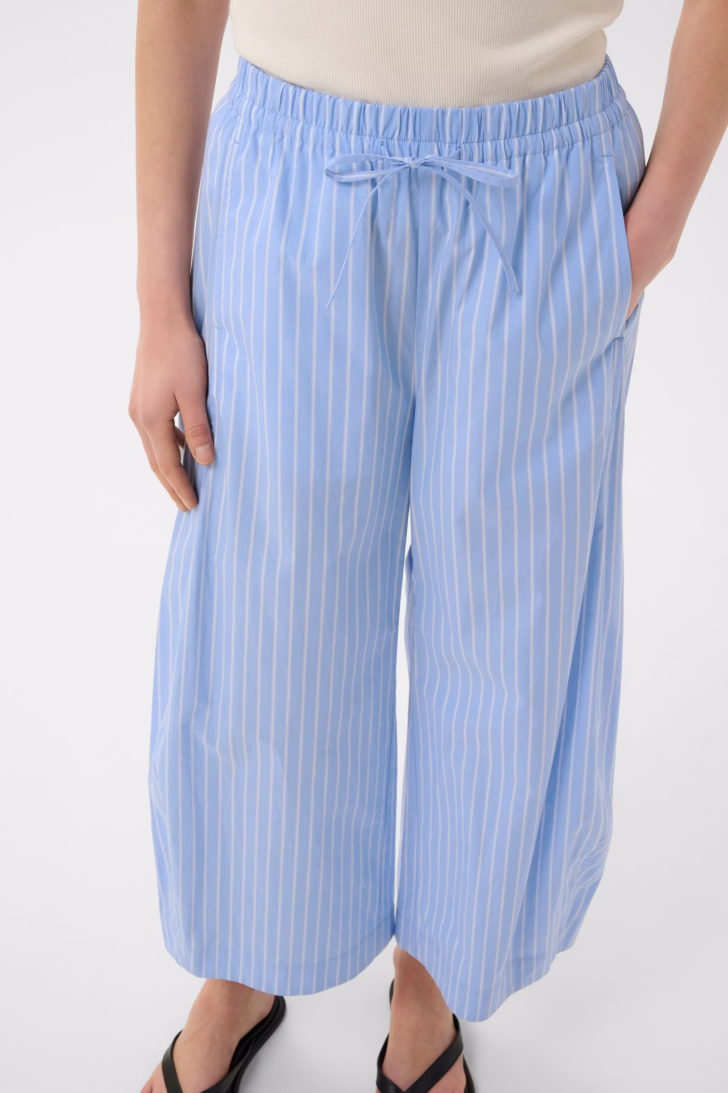 RAELYNNIW Trousers LOOKBOOK DETAIL 30112745-900007448