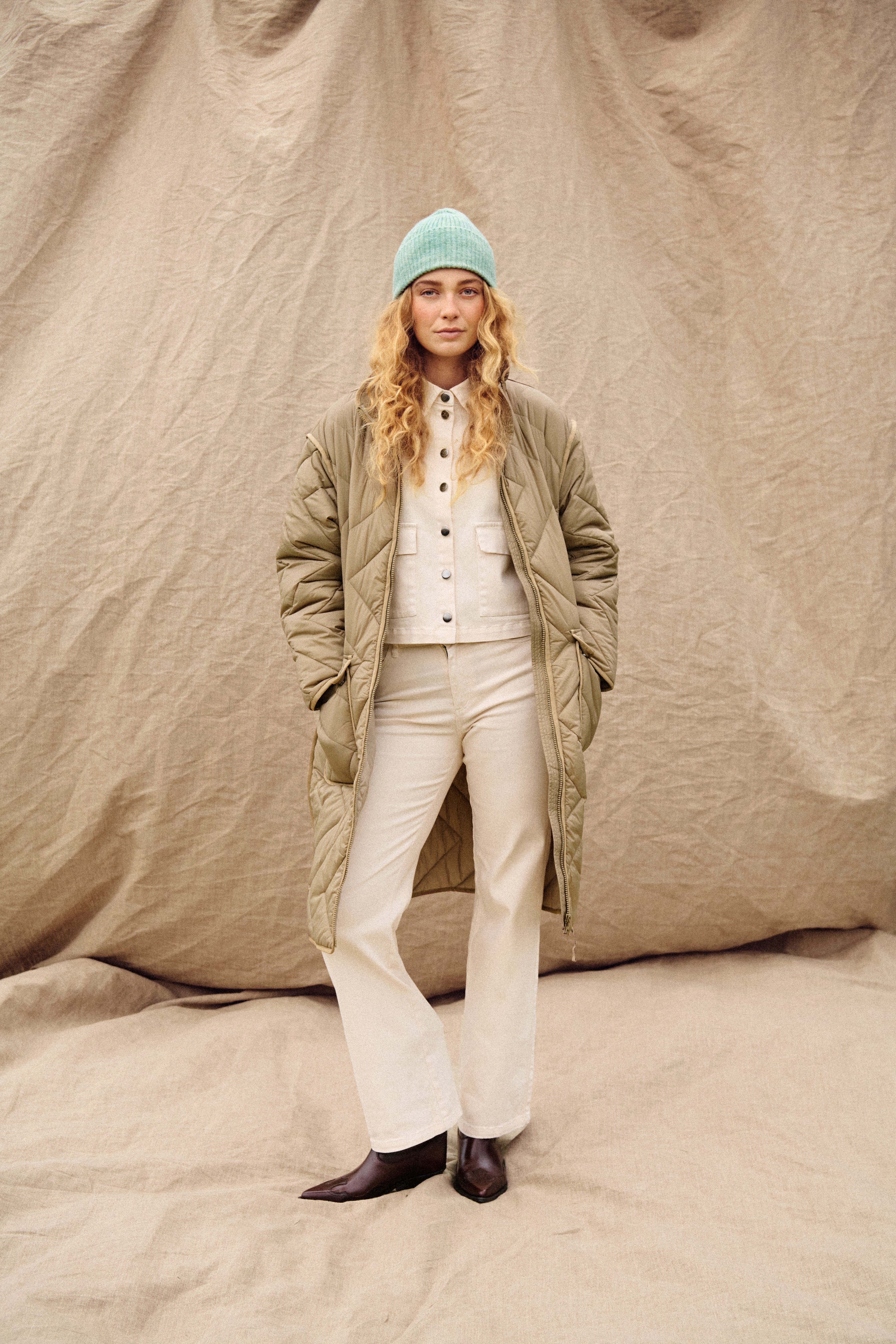 LucindaSZ Yttertøy LOCATION NONE 30514131-171115