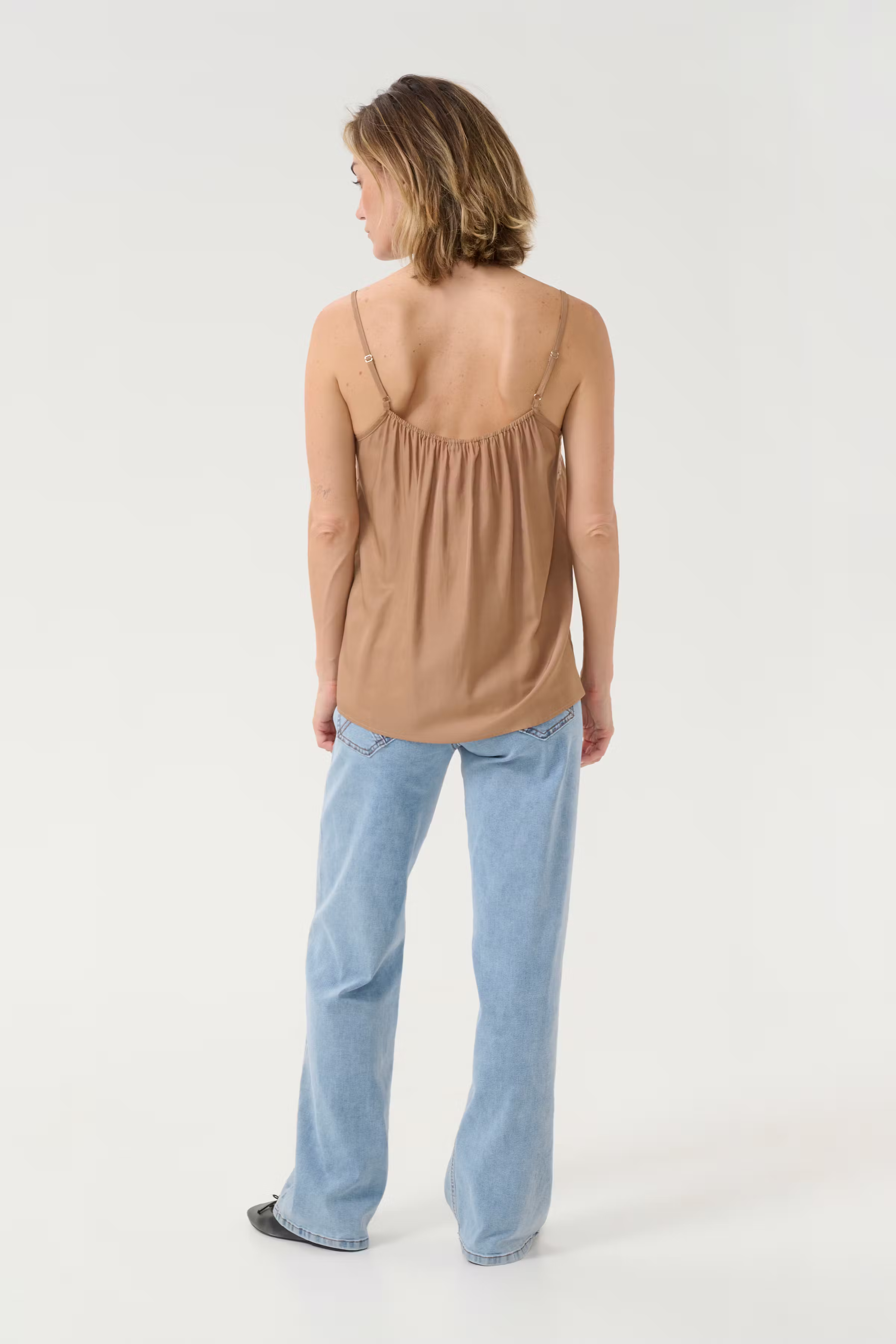 CRAnna Top LOOKBOOK BACK 10611224-161106