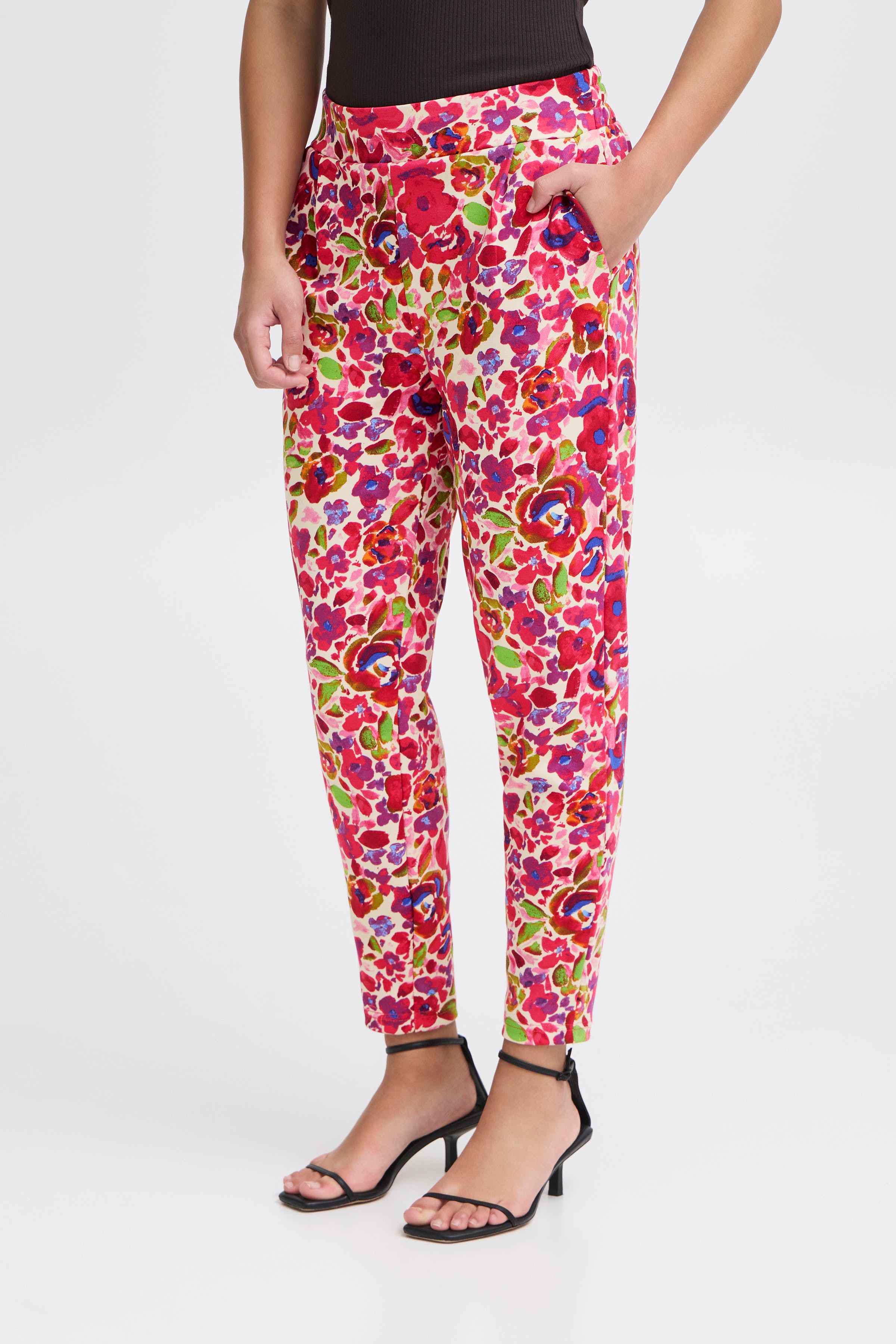 IHKATE Trousers LOOKBOOK FRONT 20120792-202925