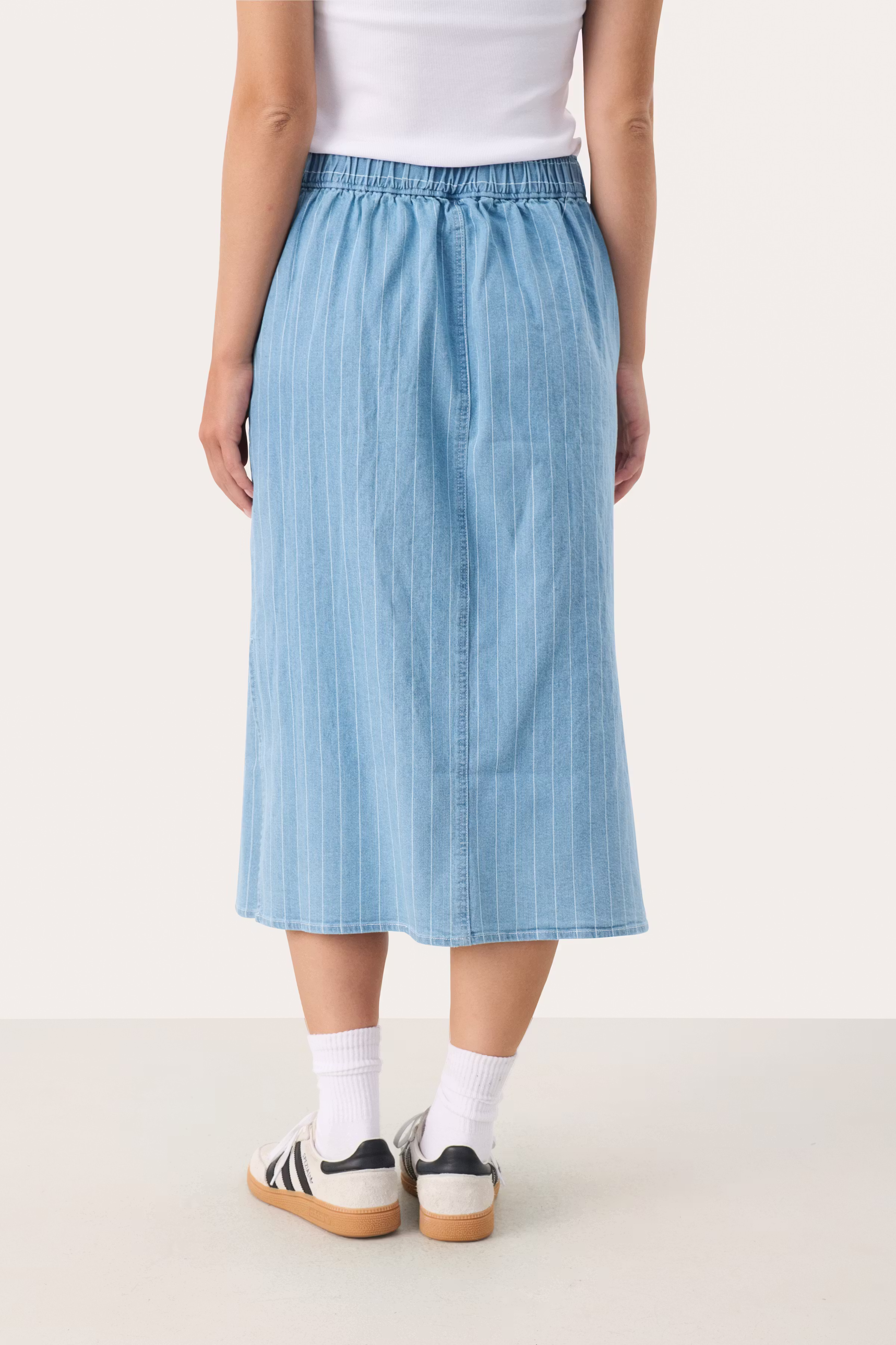 LizziePW Denim Rok LOOKBOOK BACK 30308878-304304