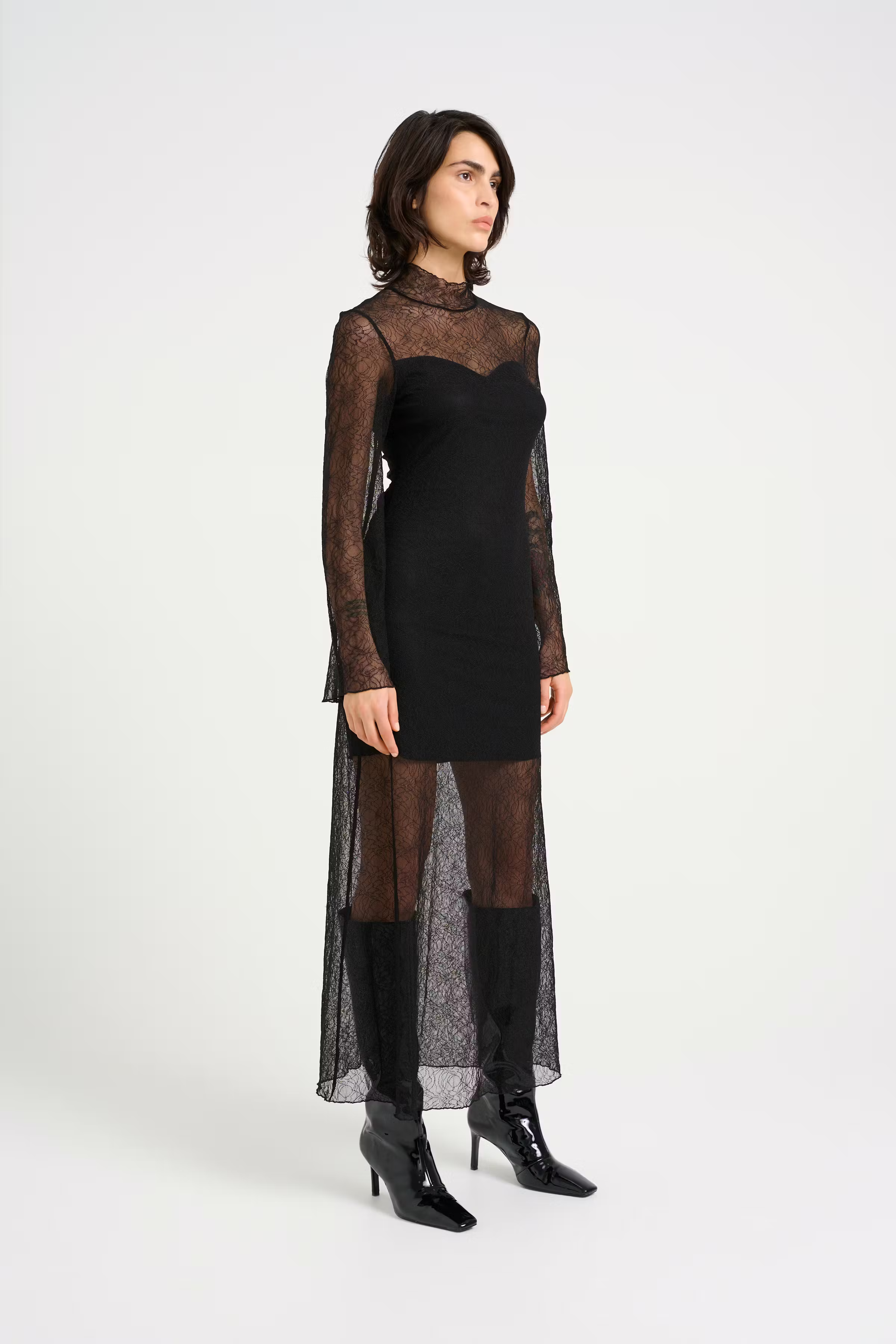 LaiaGZ Dress LOOKBOOK FRONT 10909648-100017