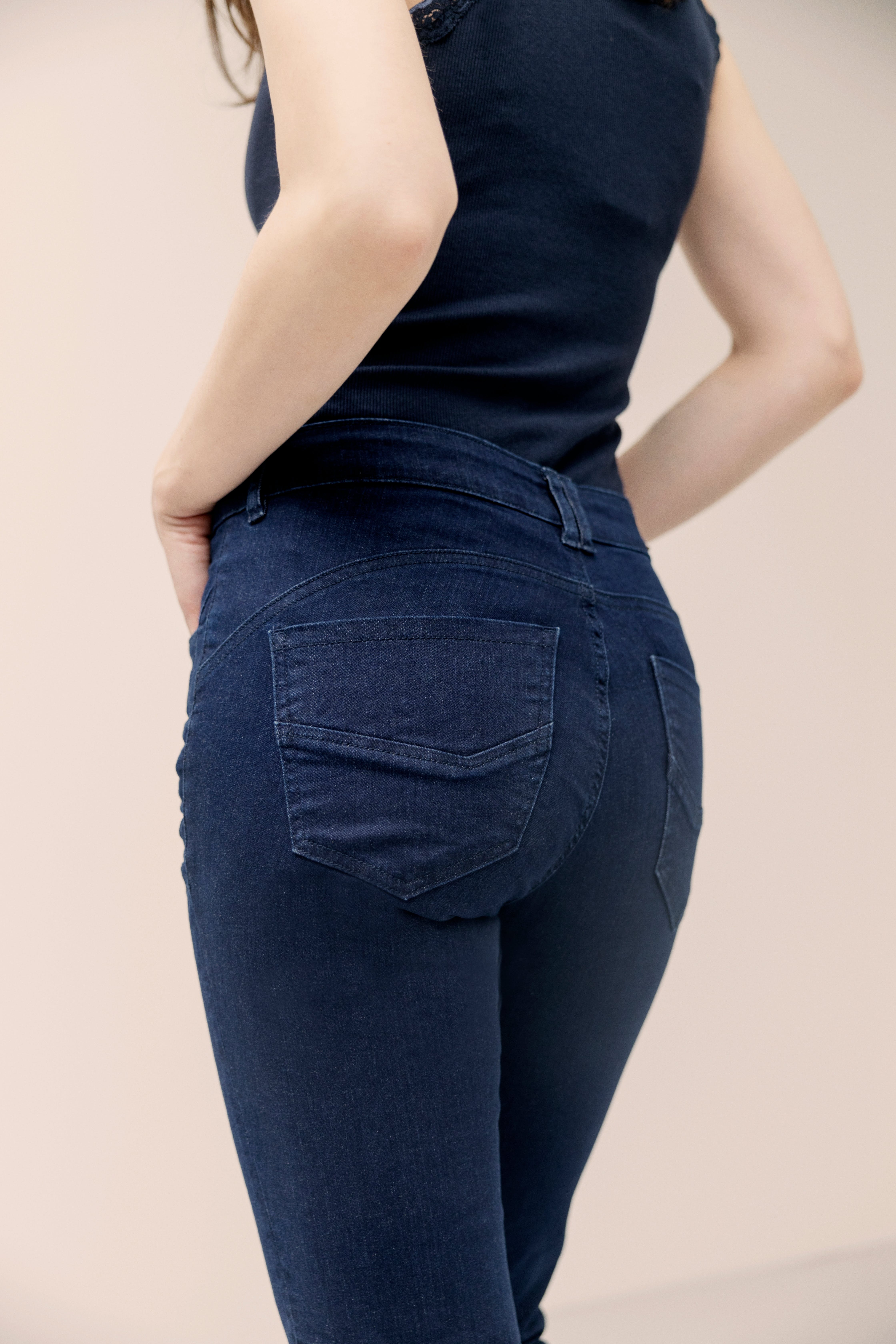 FRHIZAMOND Top LOCATION NONE 20607460-184028