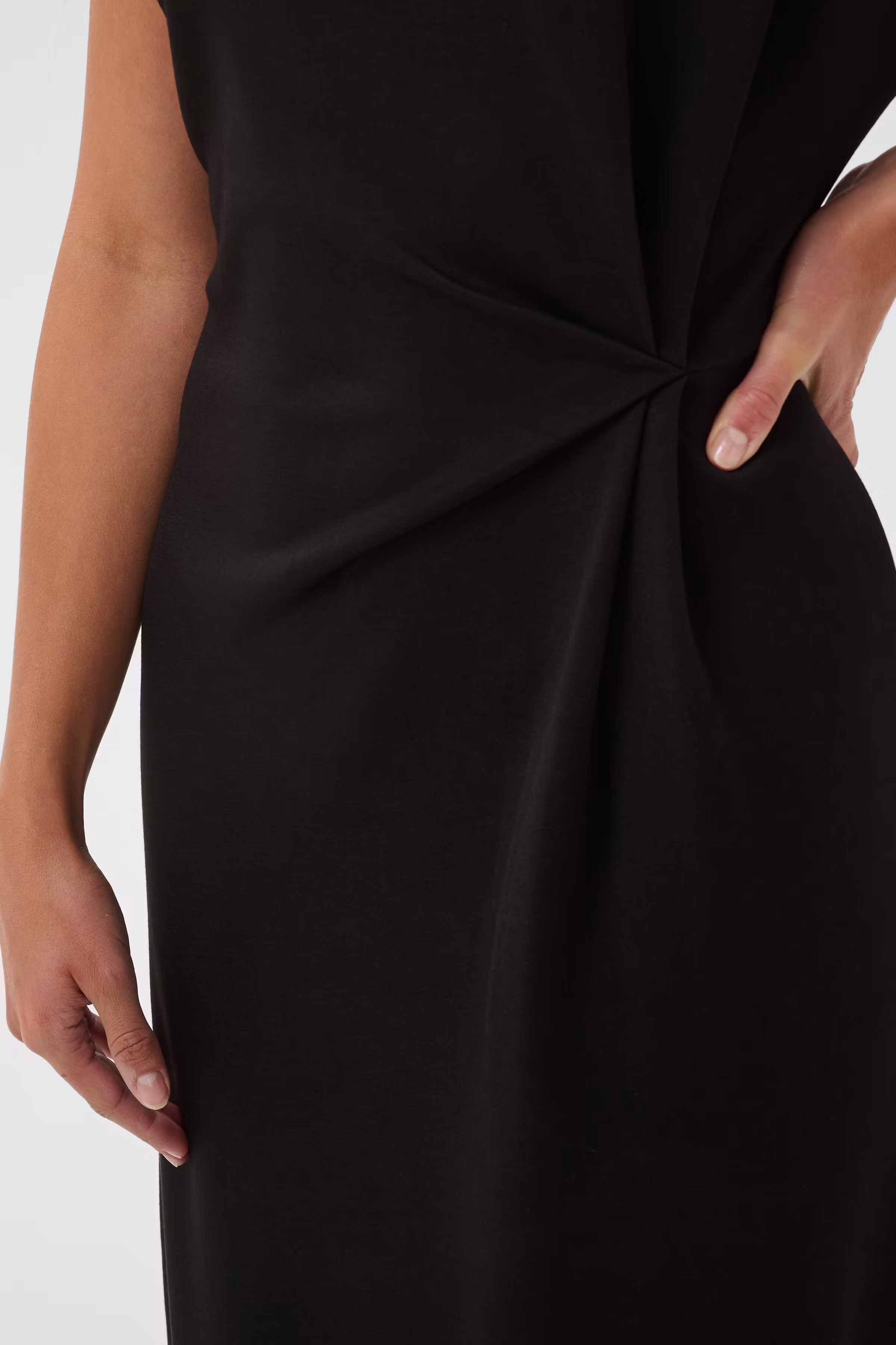 TheoSZ Dress LOOKBOOK DETAIL 30515501-193911