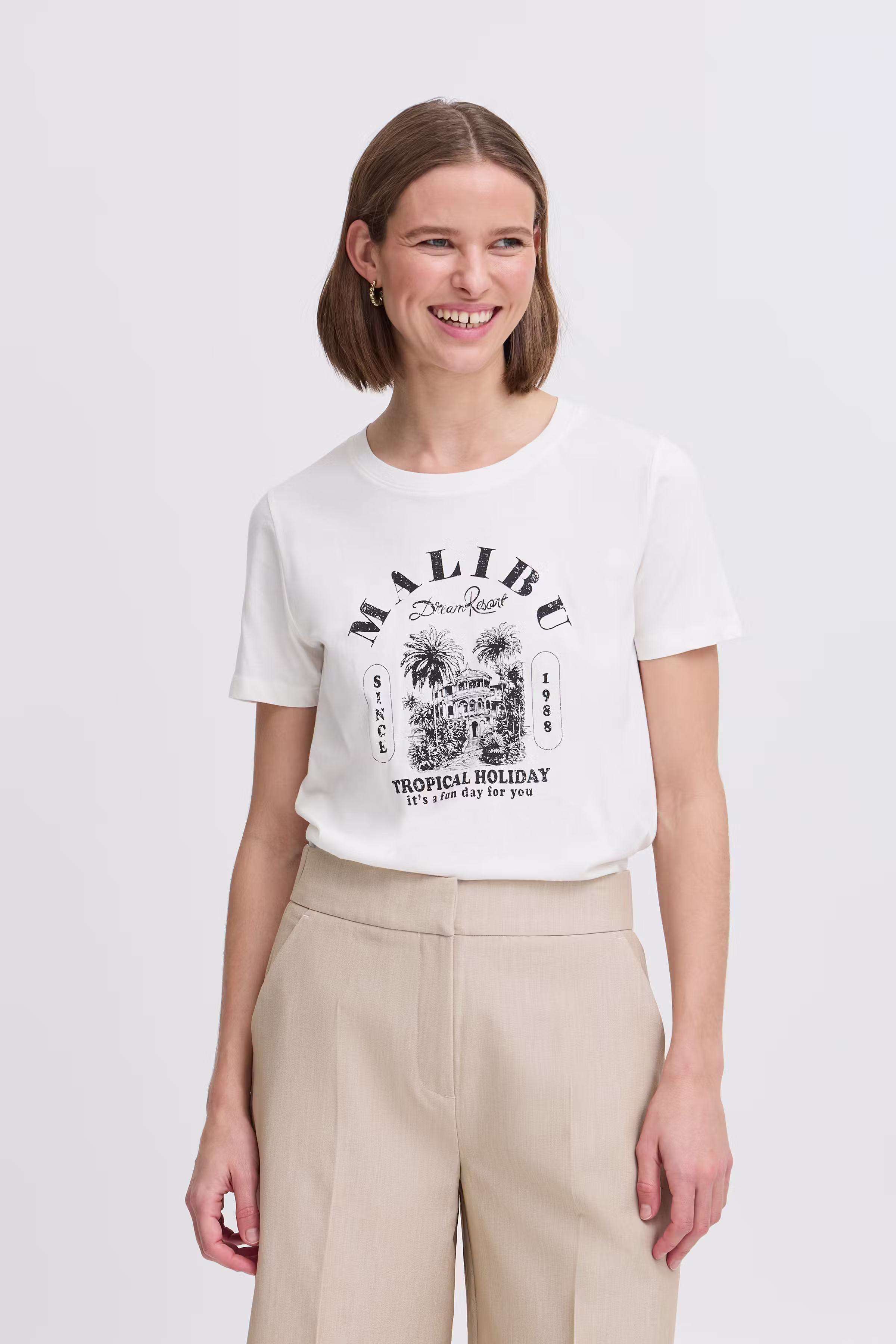 BYSOBBE T-shirt LOOKBOOK FRONT 20816696-114300