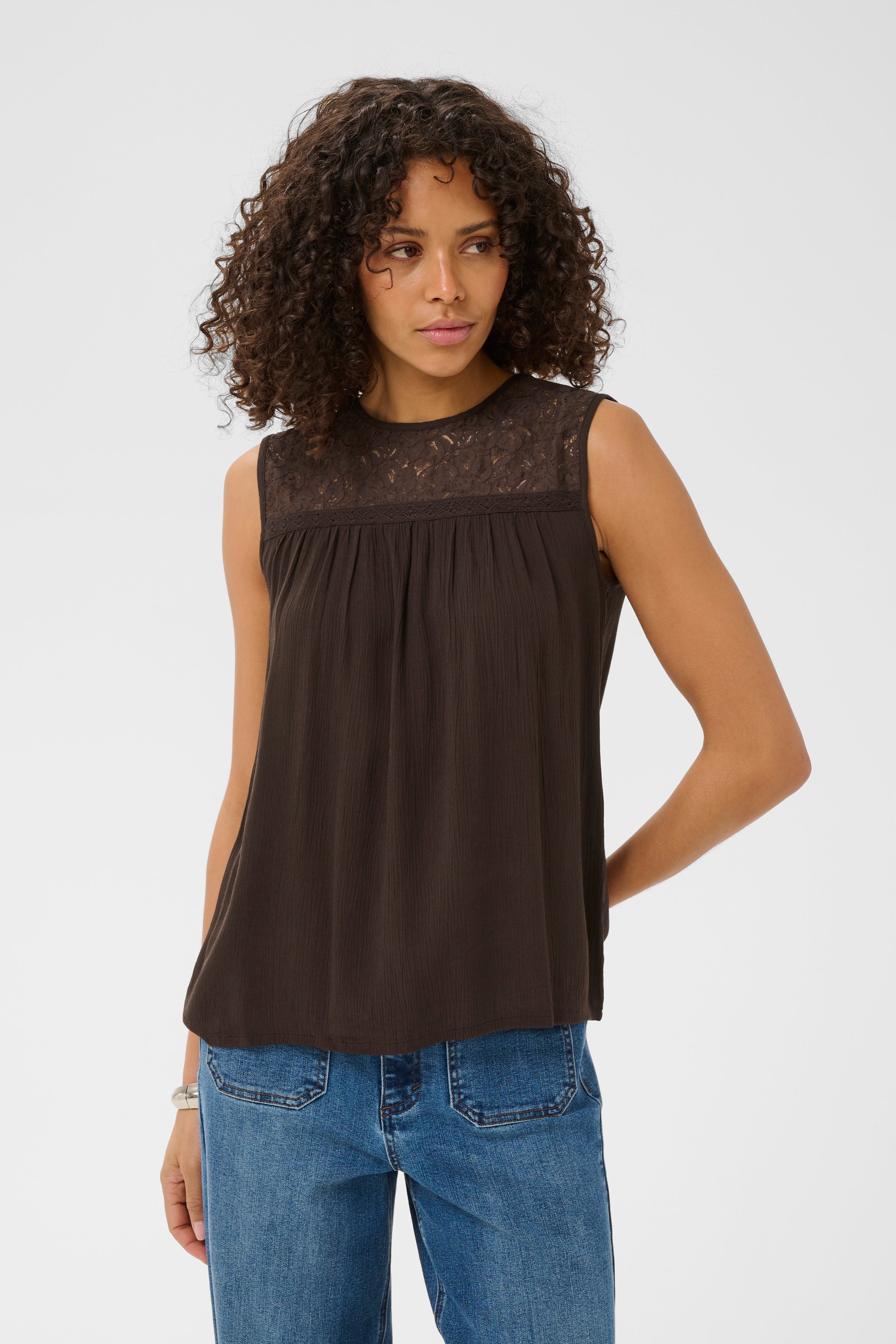 KAmeredith Bluse LOOKBOOK FRONT 10512420-190915