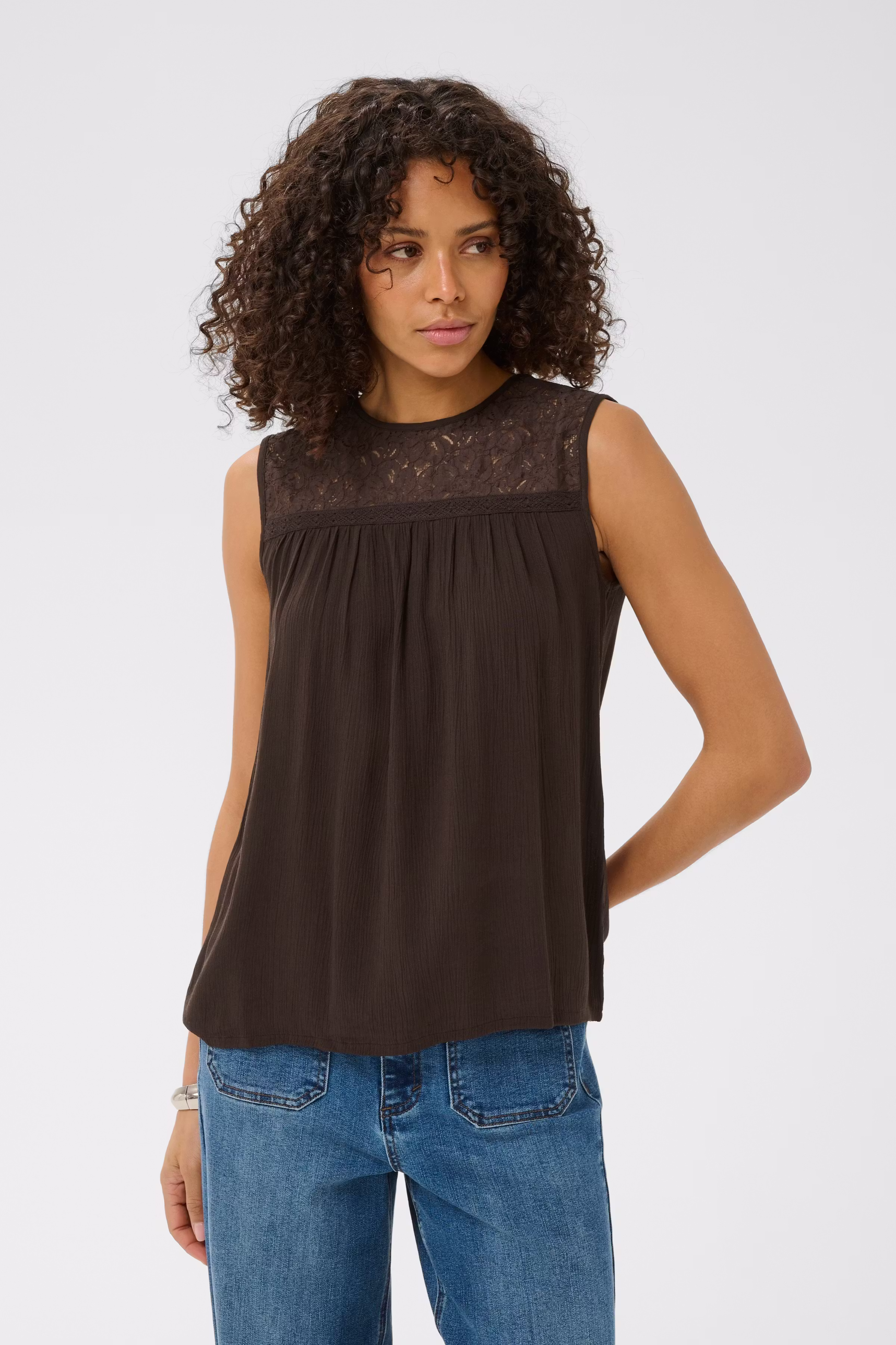 KAmeredith Bluse LOOKBOOK FRONT 10512420-190915