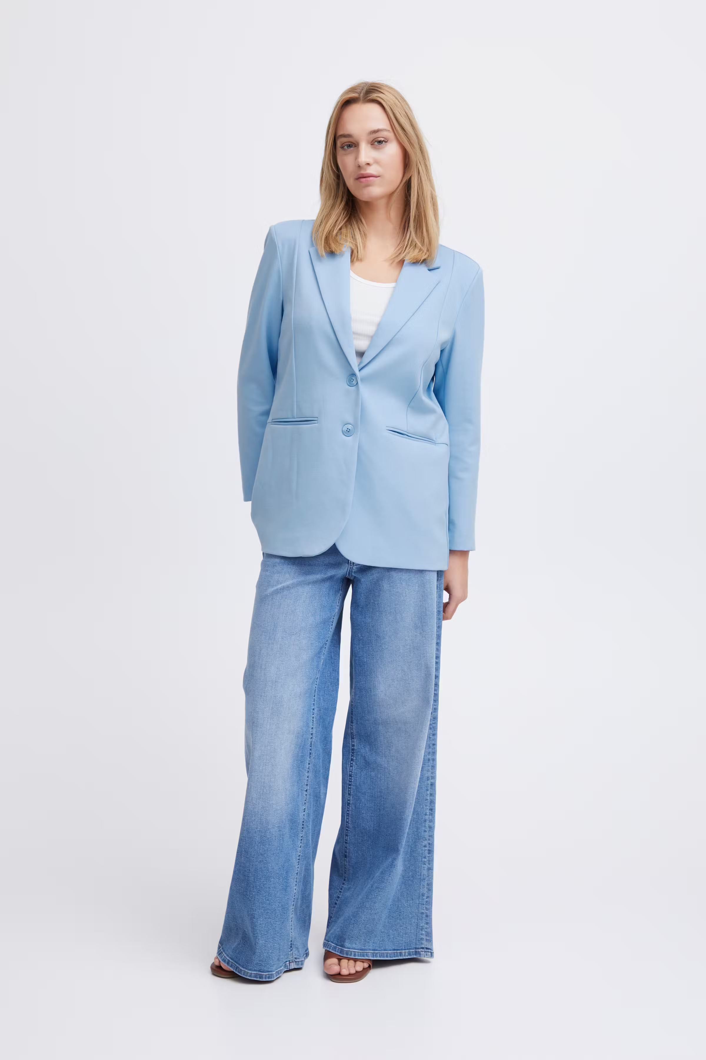 IHKATE OVERSIZE Blazer LOOKBOOK FRONT 20118123-164020