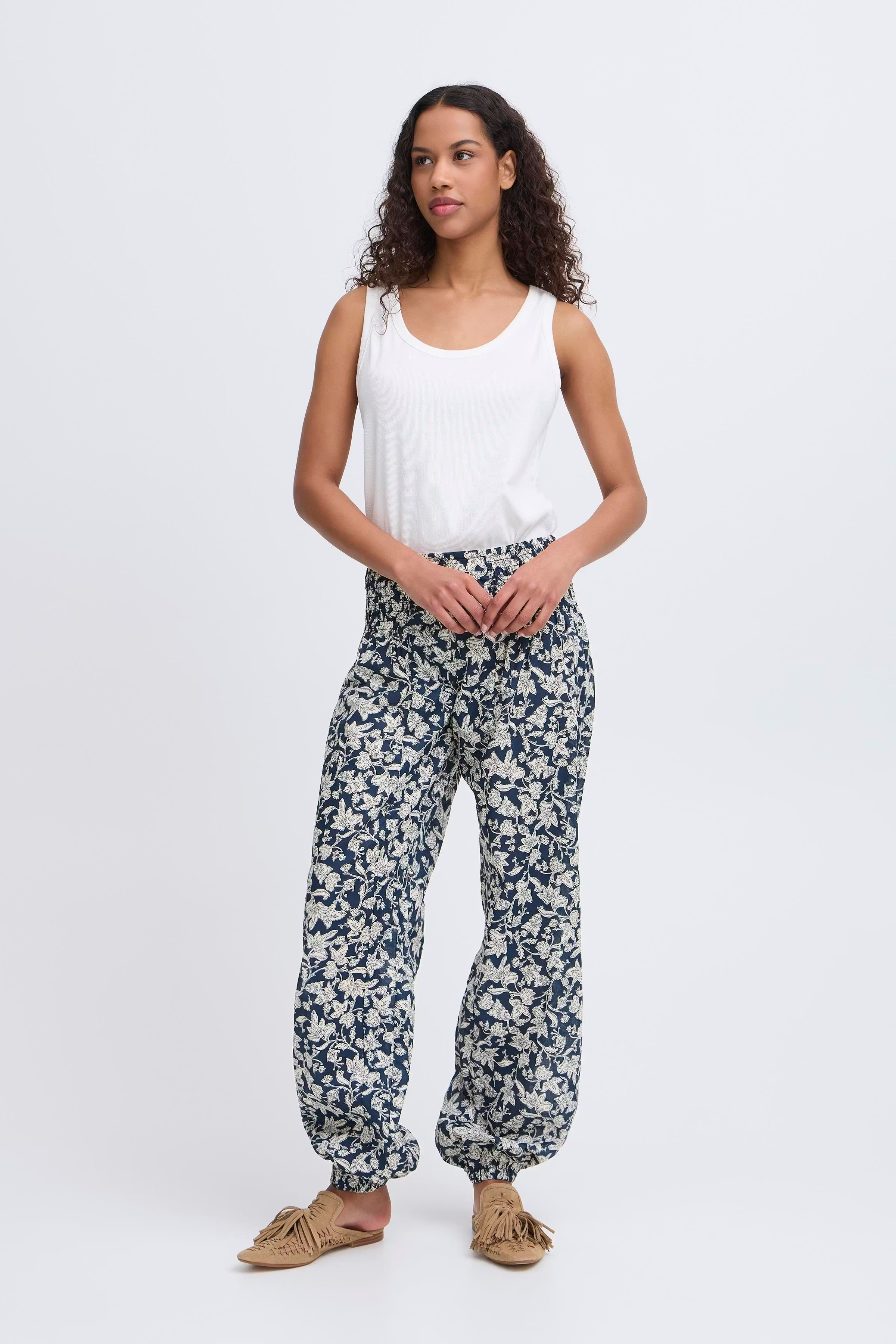 PZJILL Wide Trousers LOOKBOOK FRONT 50200338-205181