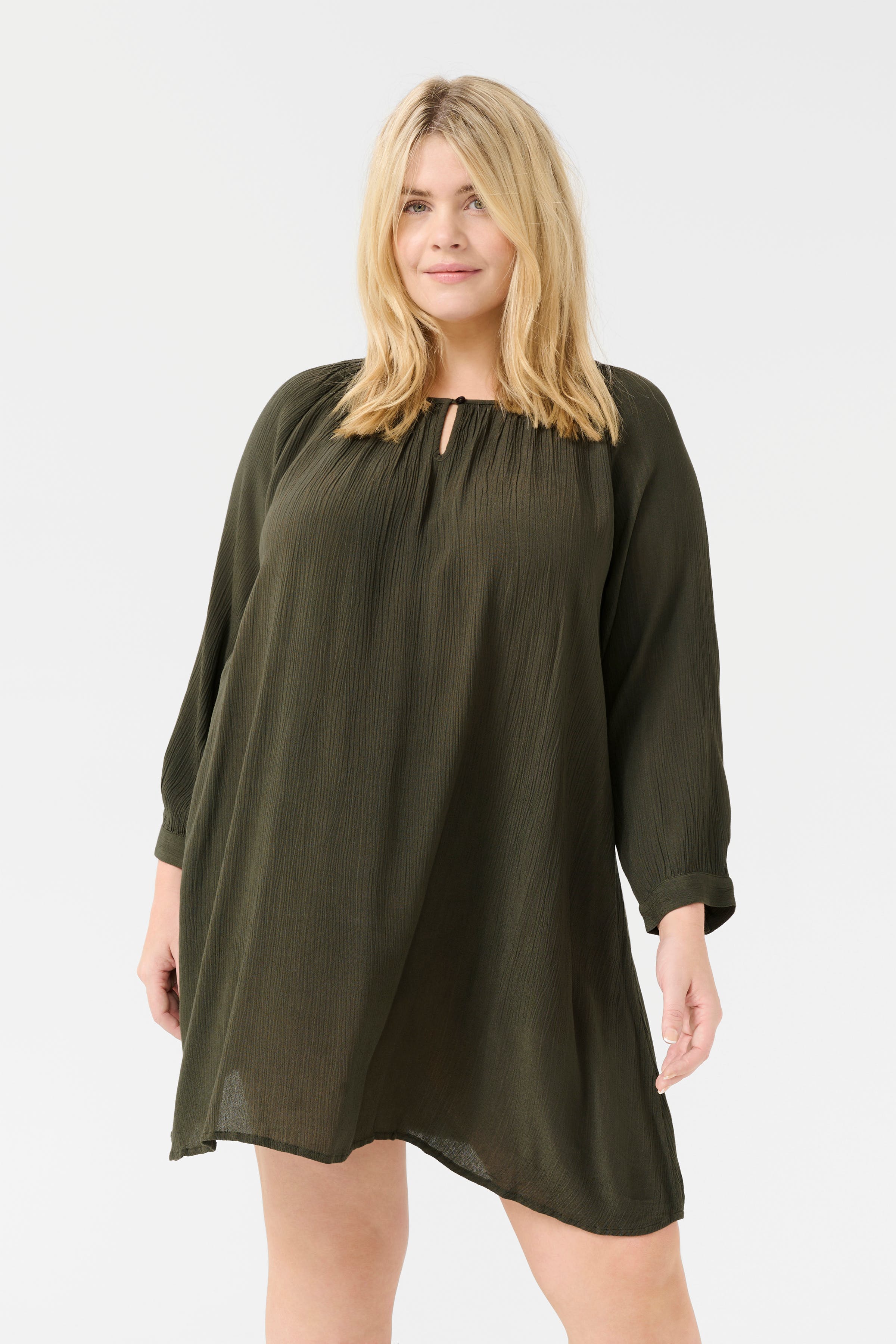 KCami Tunic LOOKBOOK FRONT 10580003-190414