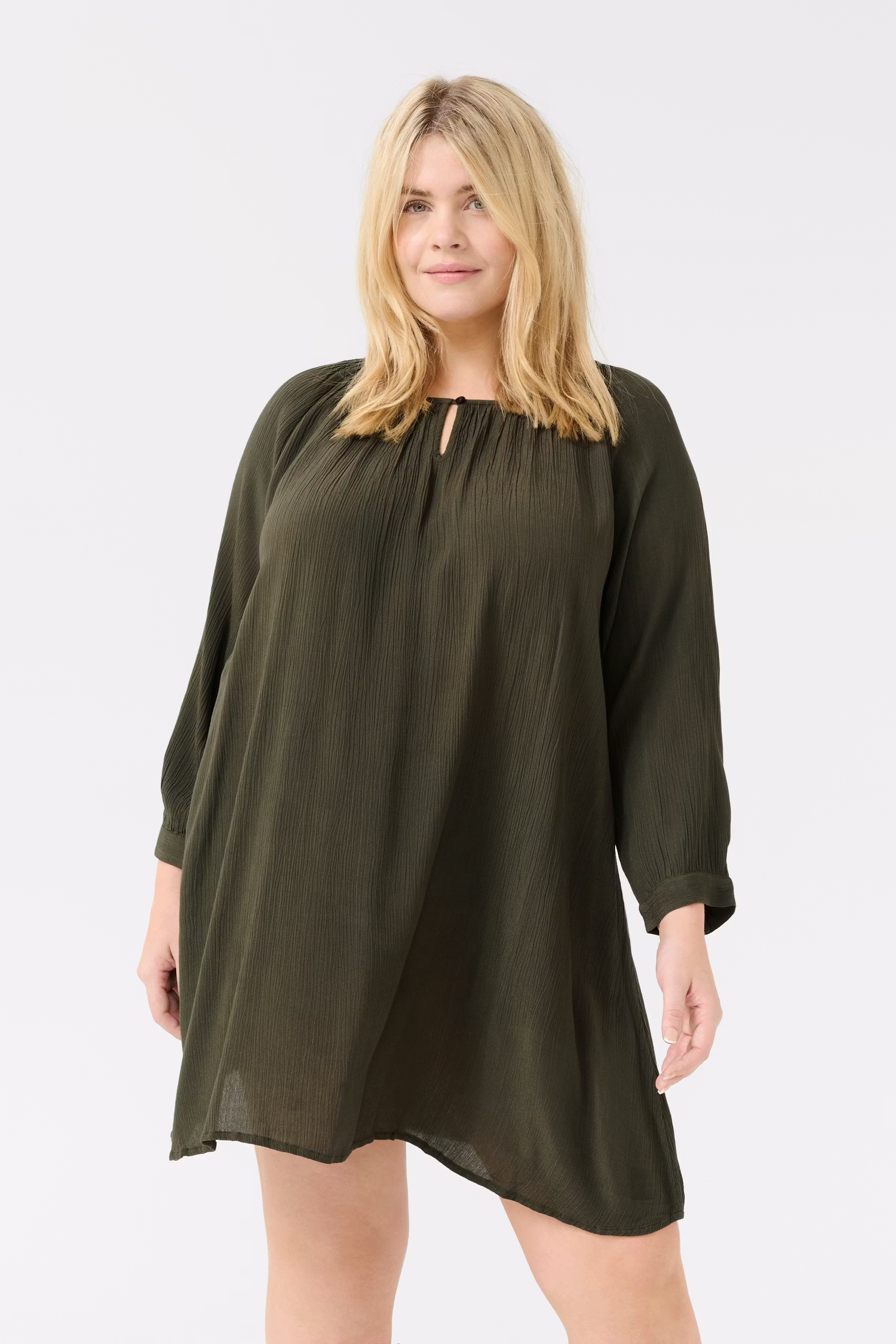 KCami Tunic LOOKBOOK FRONT 10580003-190414