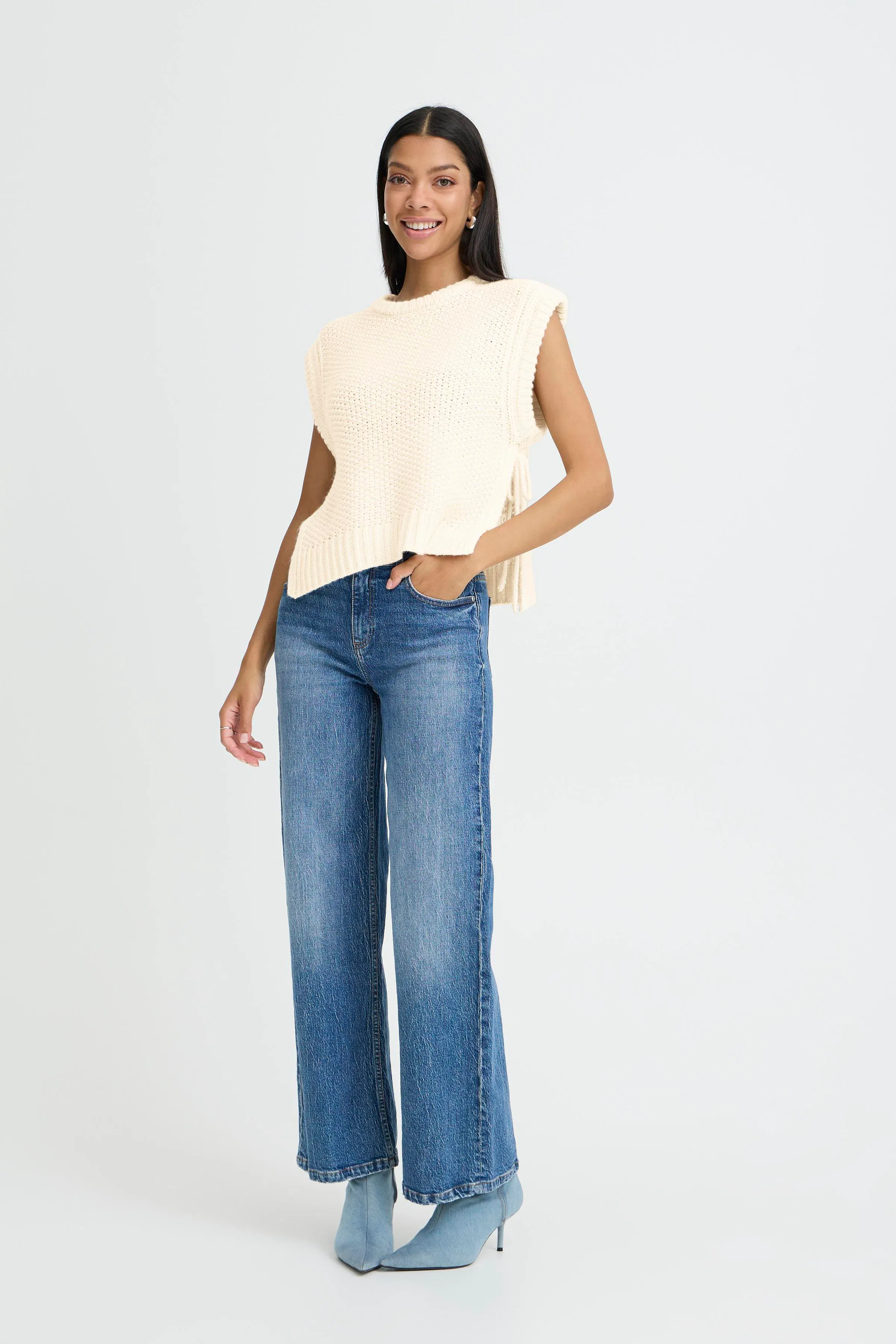 BYNITTA Strik vest LOOKBOOK FRONT 20818614-130905