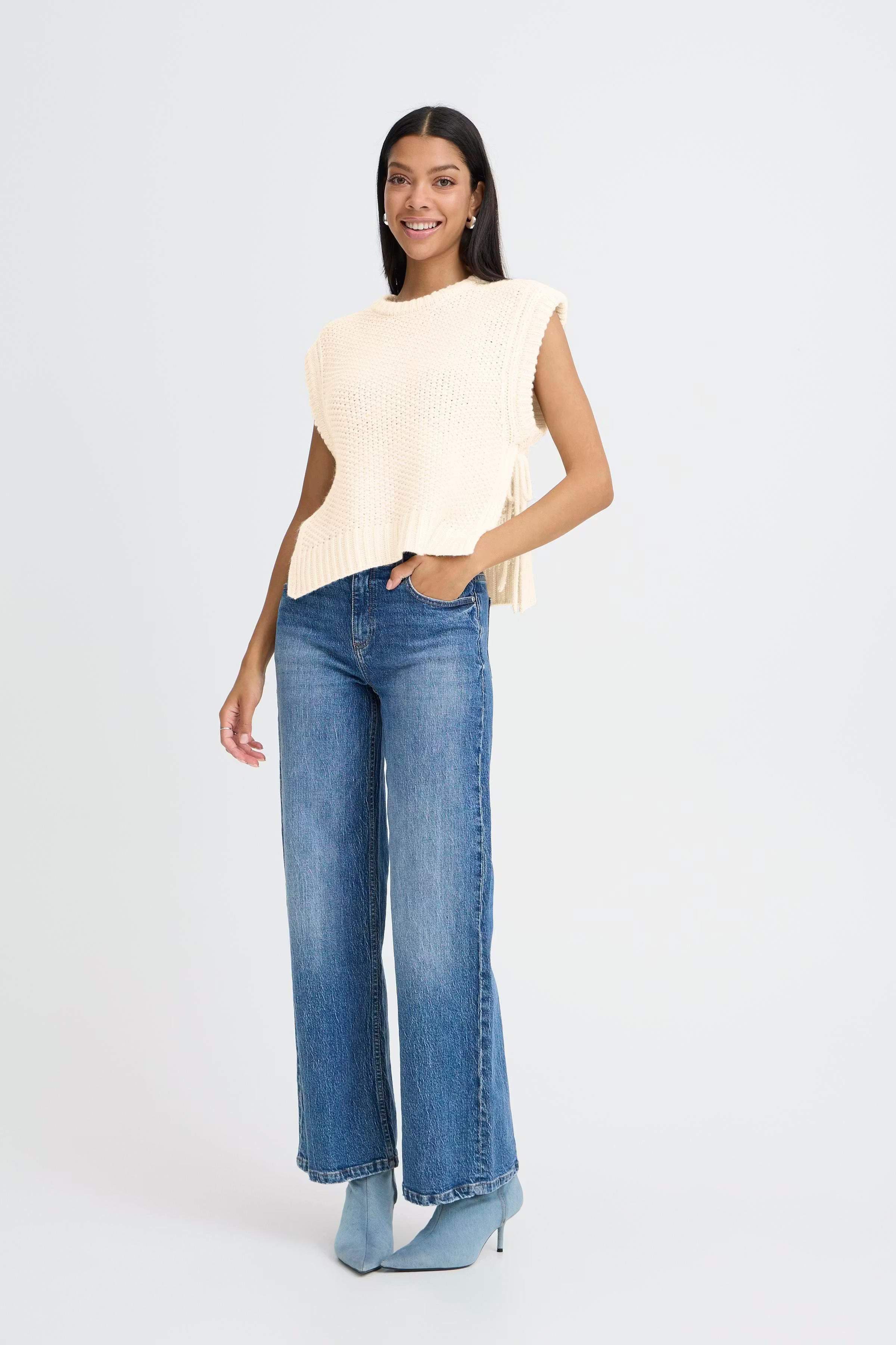 BYNITTA Strik vest LOOKBOOK FRONT 20818614-130905