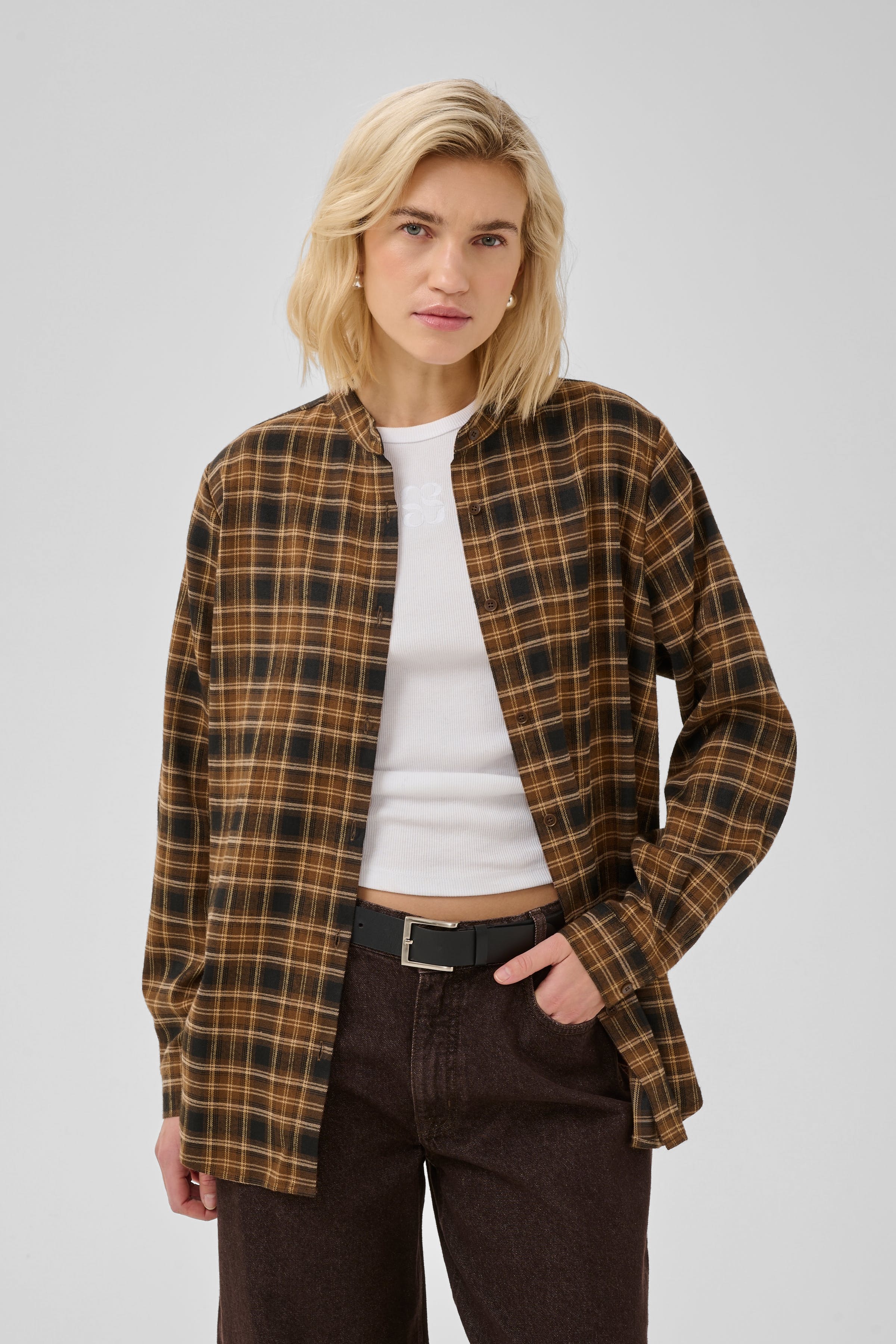 MWMateo Skjorta LOOKBOOK FRONT 10705700-109977