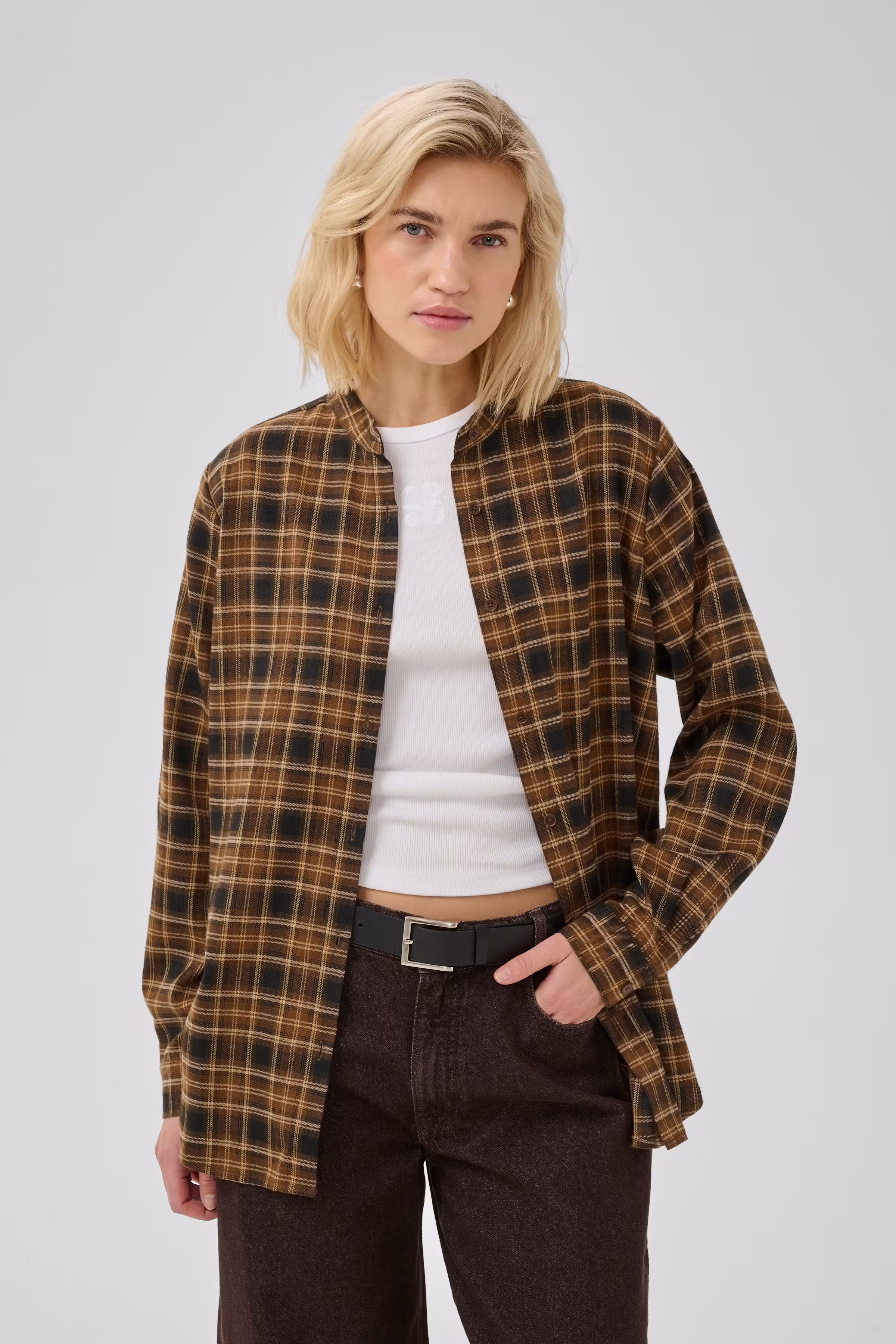 MWMateo Skjorta LOOKBOOK FRONT 10705700-109977