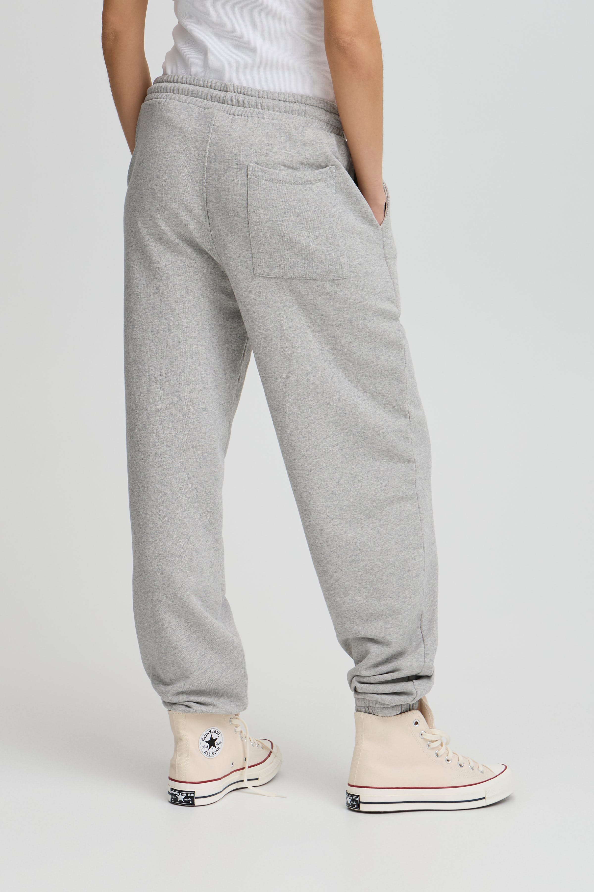 BASAVONA Trousers LOOKBOOK BACK 50405149-204054