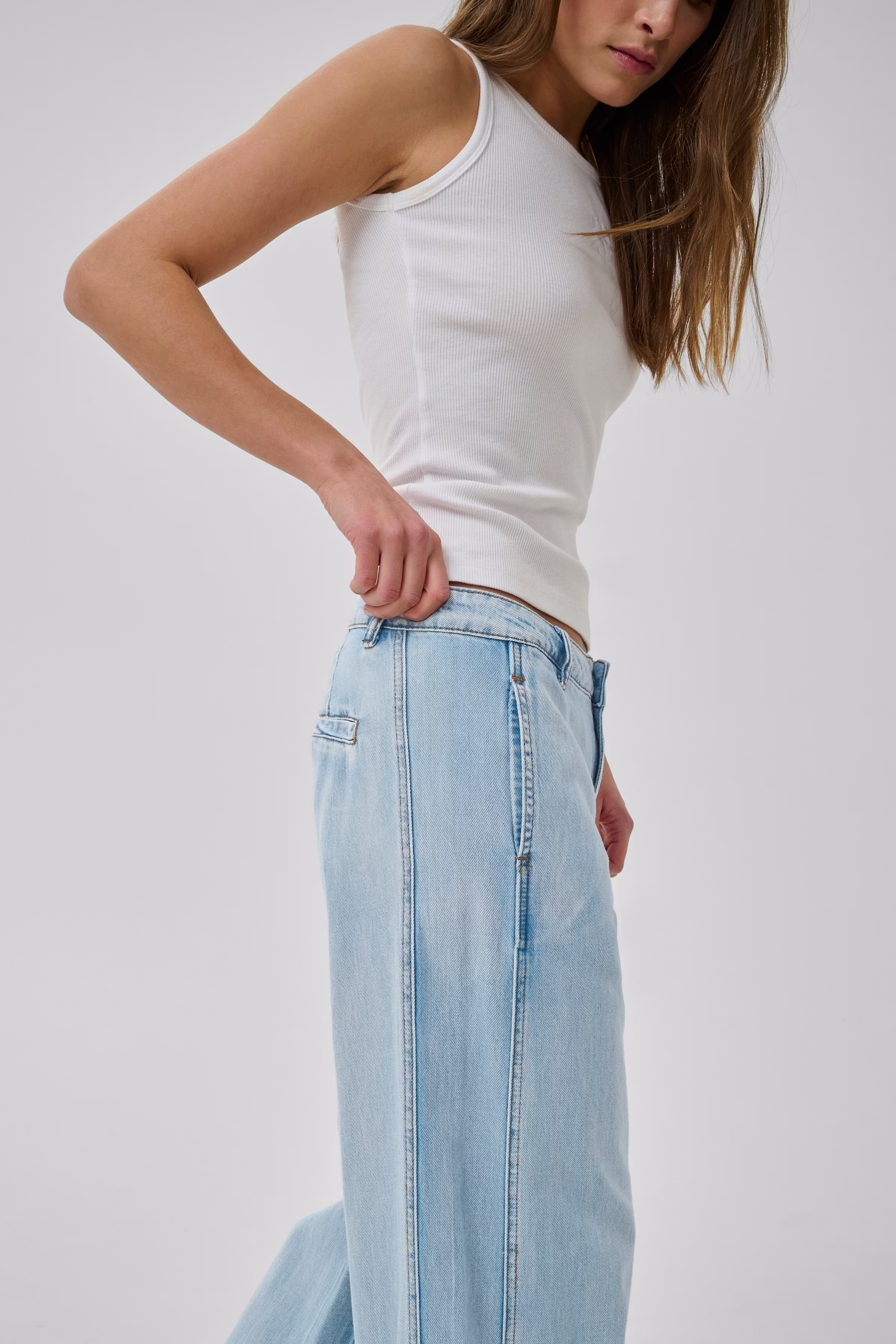 HilmaMW Jeans LOOKBOOK DETAIL 10705062-100045