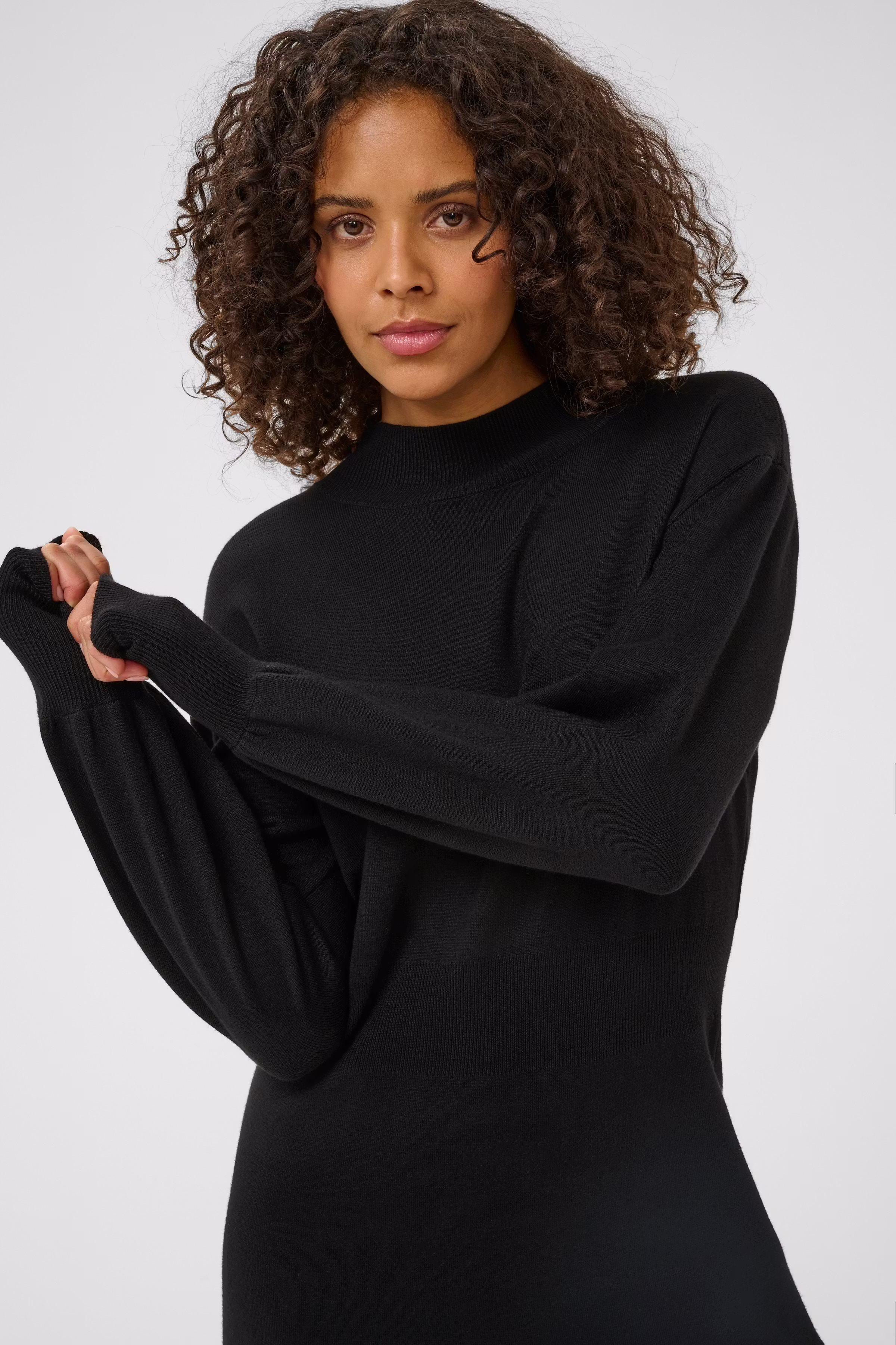 KAmarina Dress LOOKBOOK DETAIL 10511394-100121