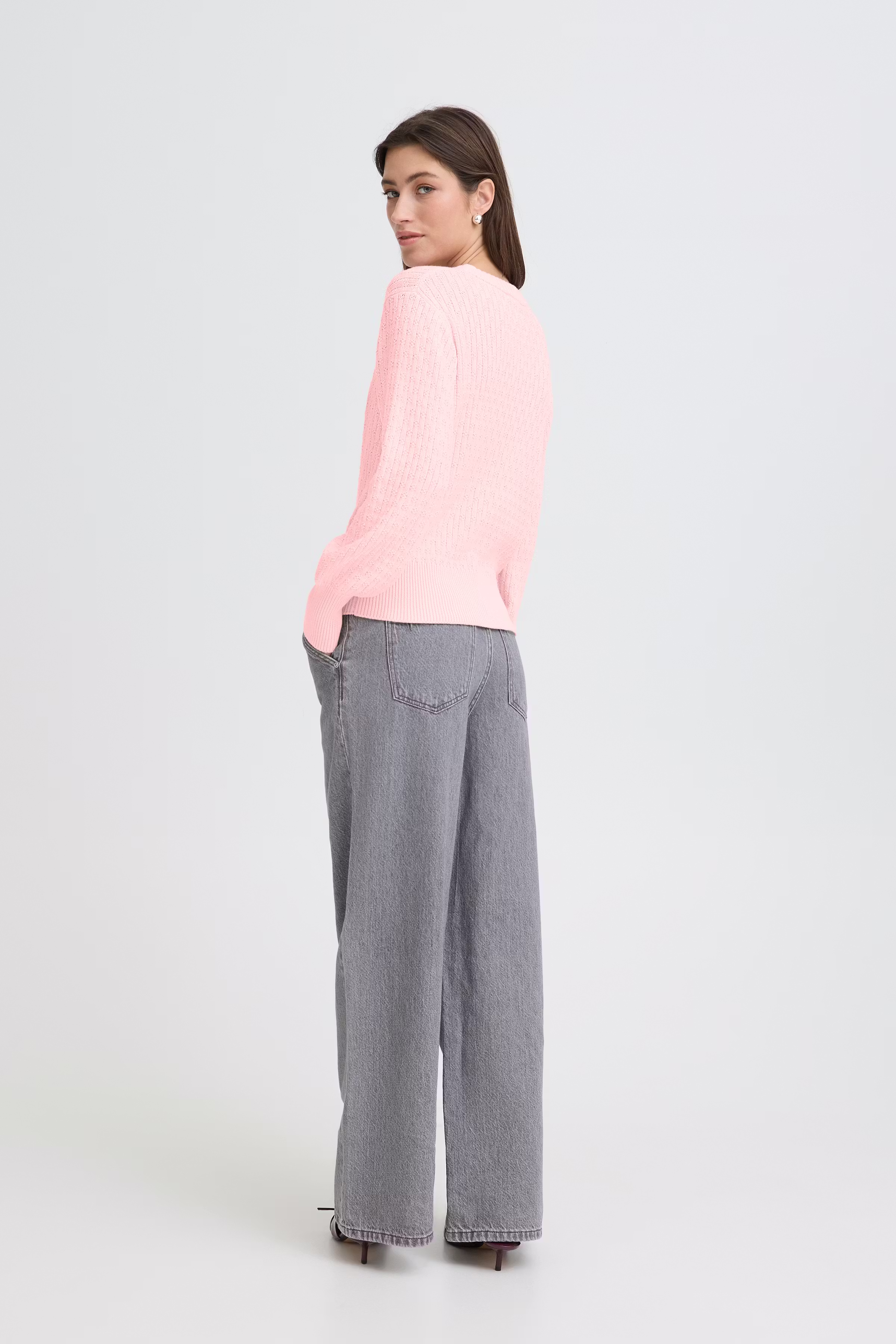 BYNERAM Pullover LOOKBOOK BACK 20818458-132804