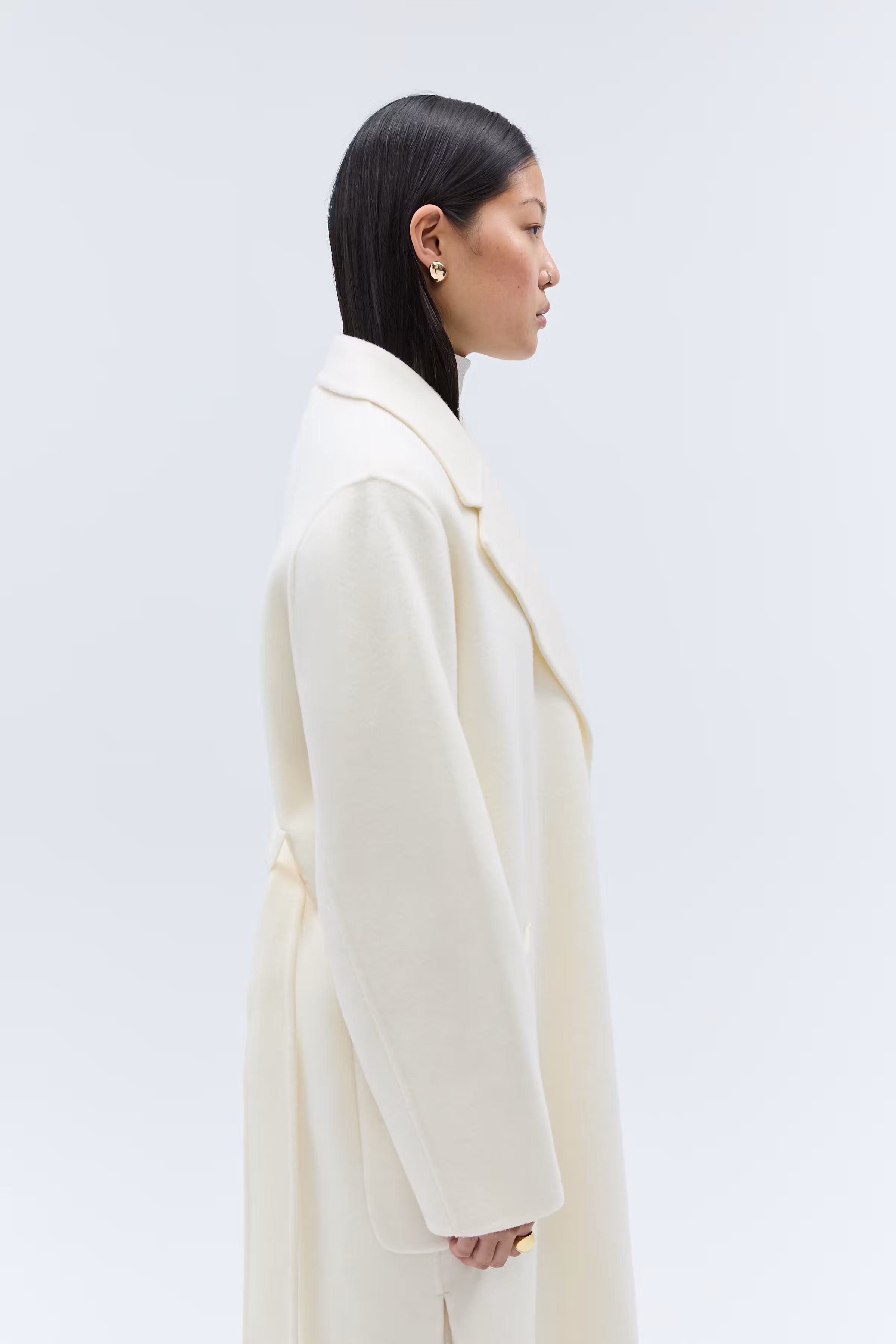 IOCelia Coat LOOKBOOK FRONT 30600089-WH015