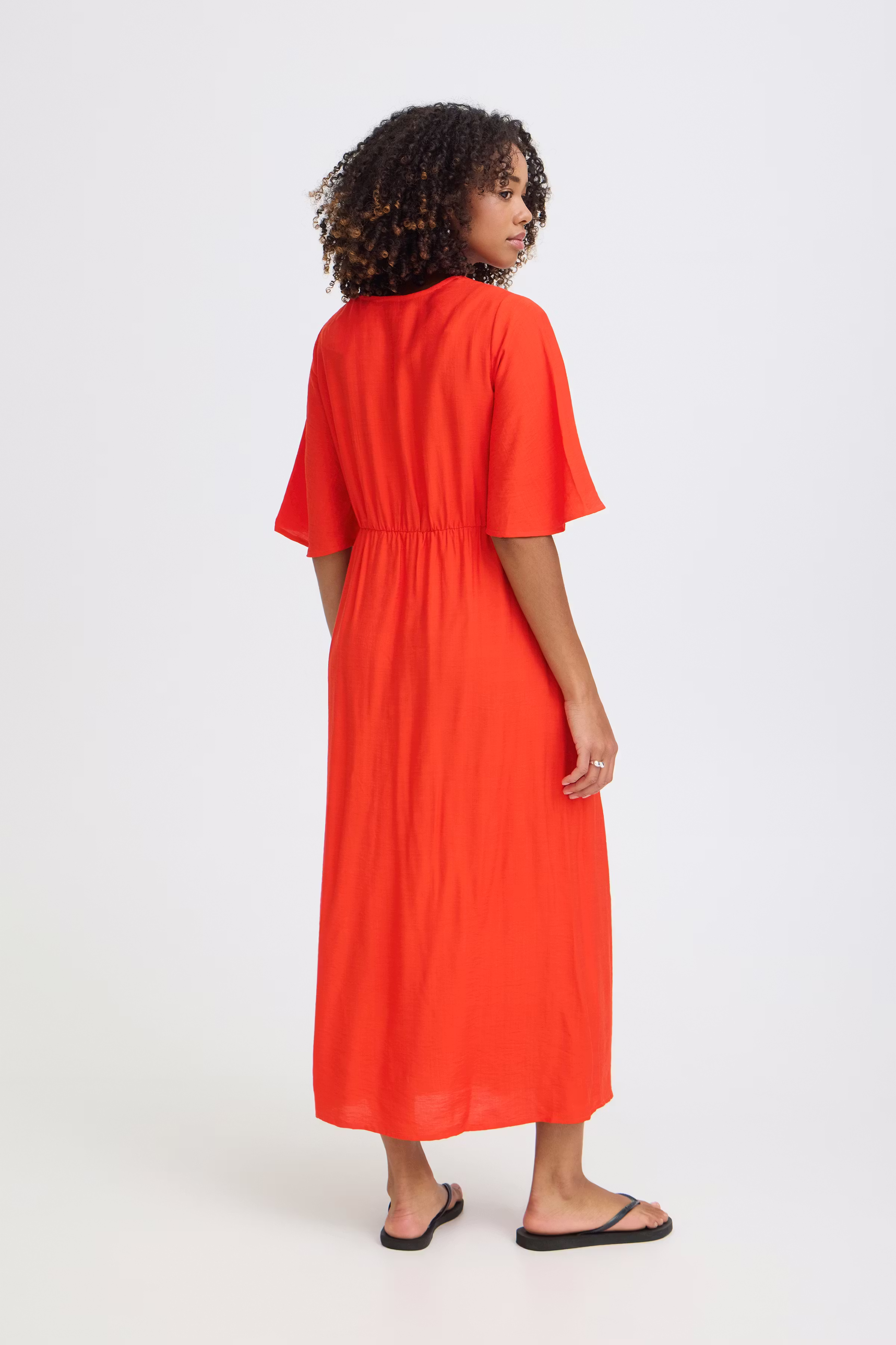 IHIMELDA Kleid LOOKBOOK BACK 20125510-181664
