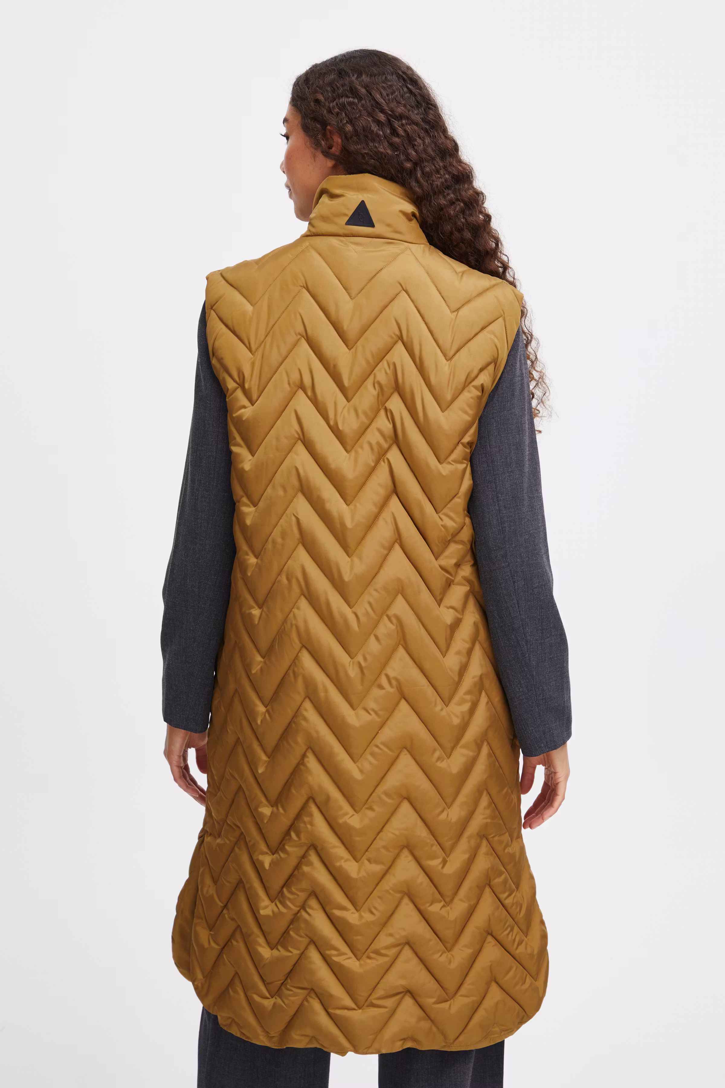 BYAMAXA Vest bovenkleding LOOKBOOK BACK 20815109-170935