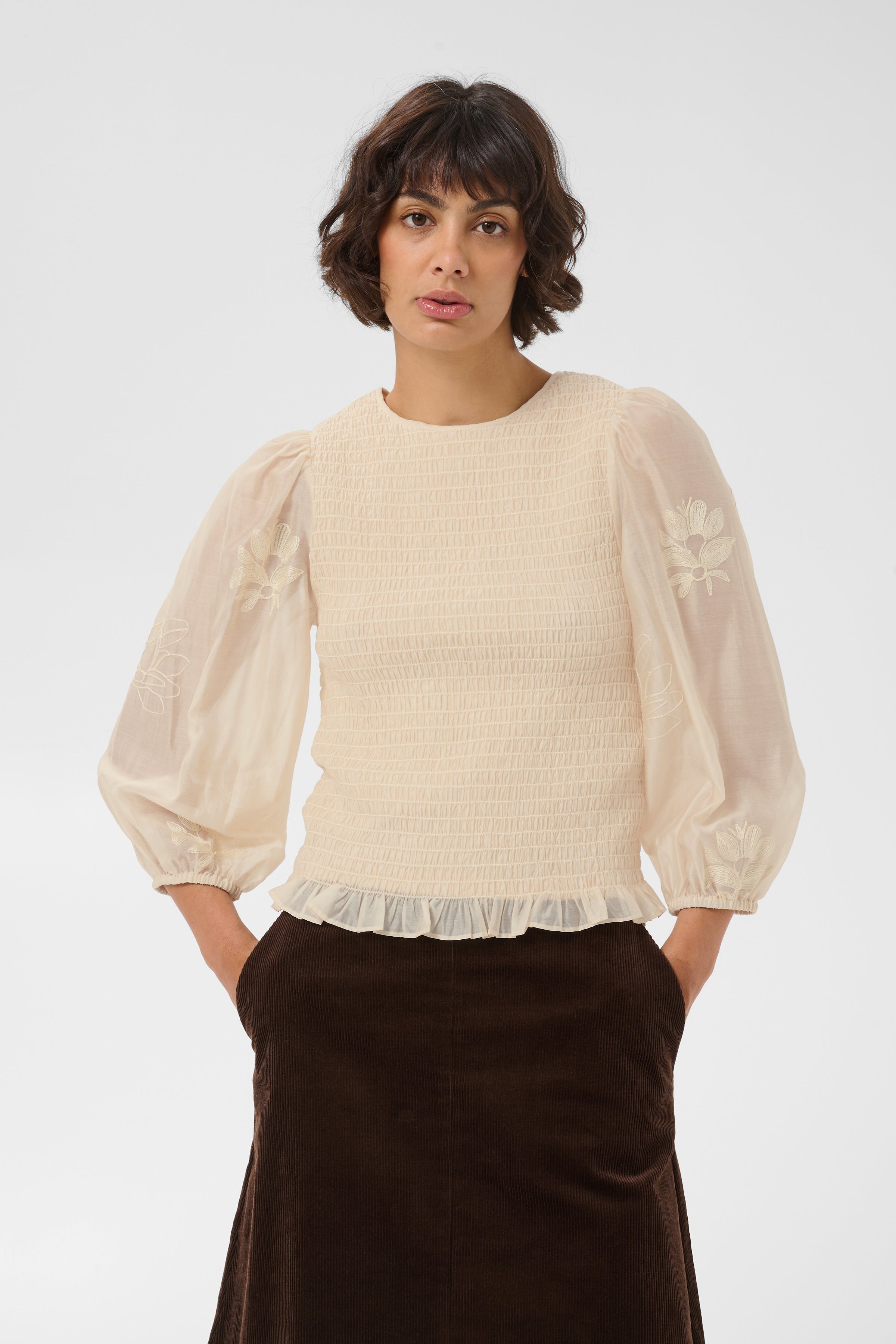 ChikaPW Bluse LOOKBOOK FRONT 30310820-120304
