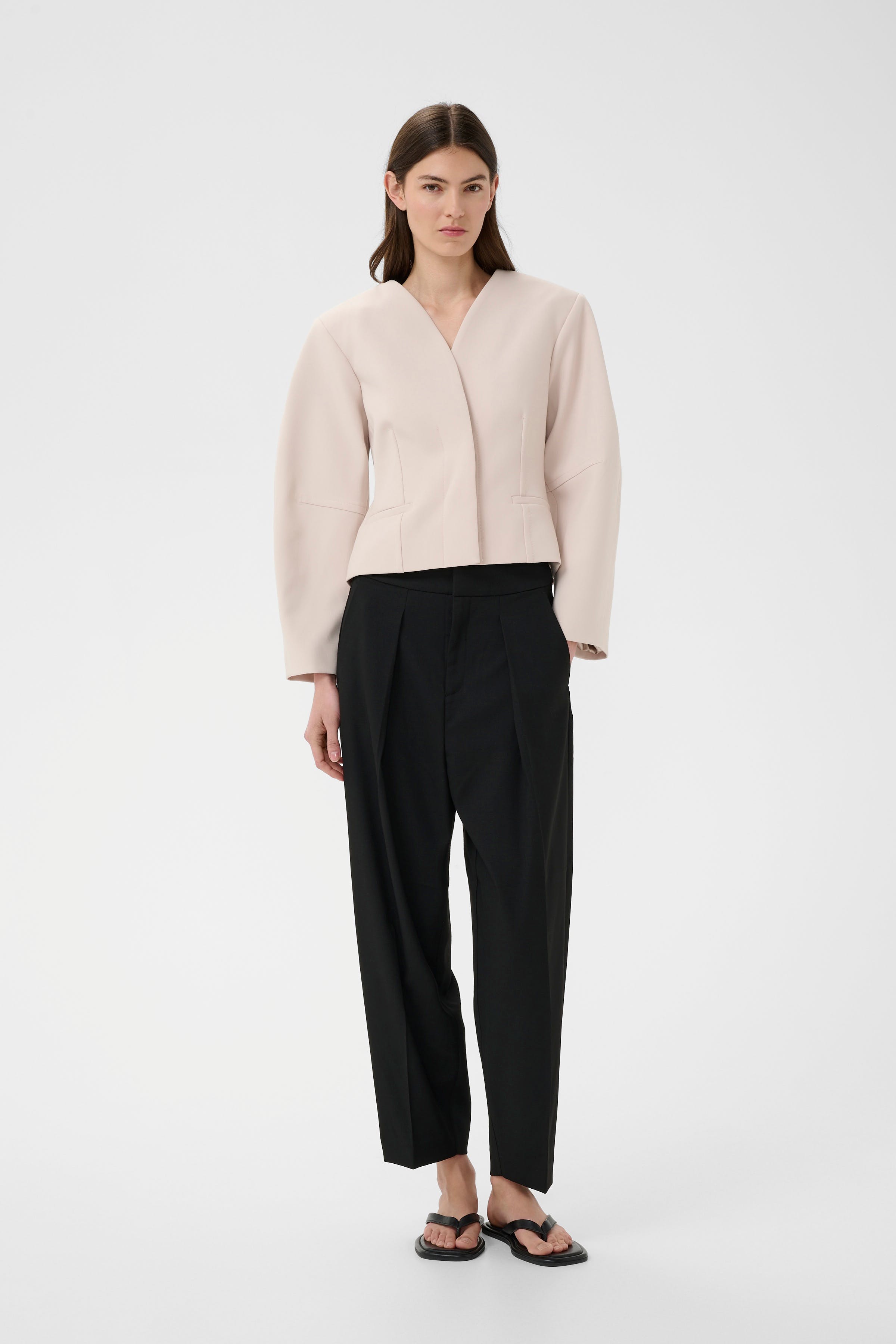 CADIEIW Broek LOOKBOOK FRONT 30112379-194008