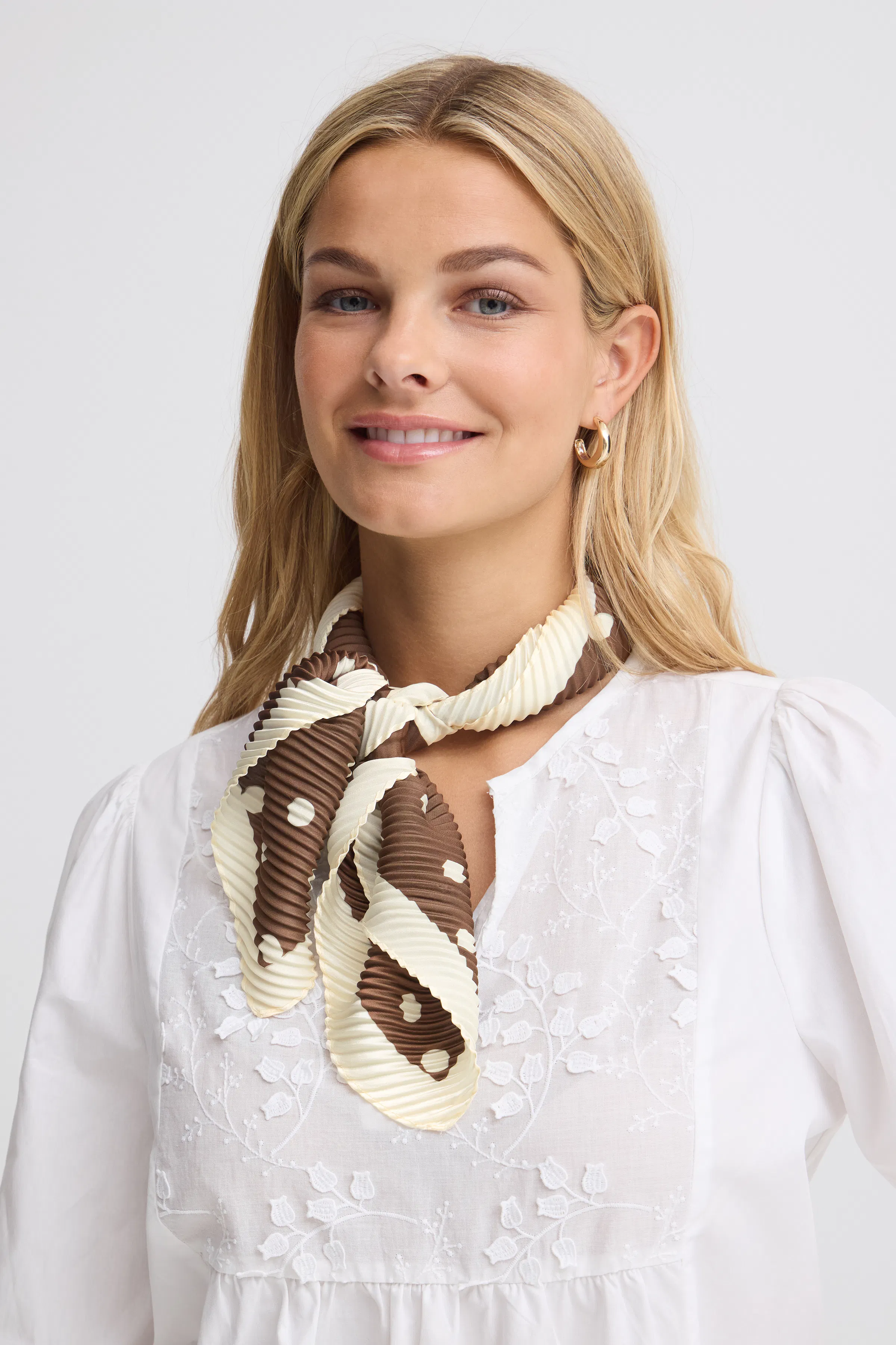 FRSELANA Skjerf LOOKBOOK DETAIL 20618167-900011042