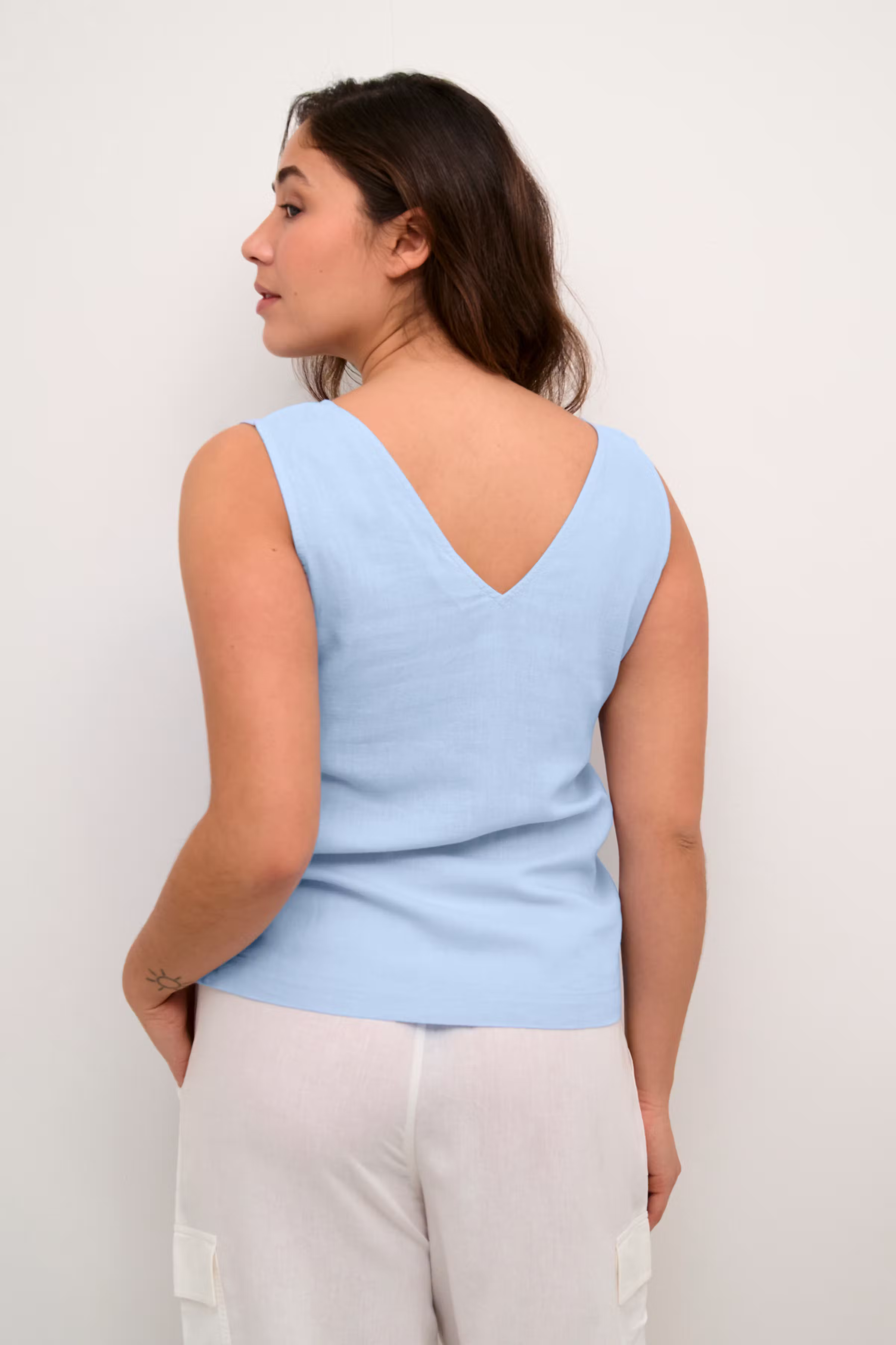 KAmilia Lin Top LOOKBOOK BACK 10508426-154031