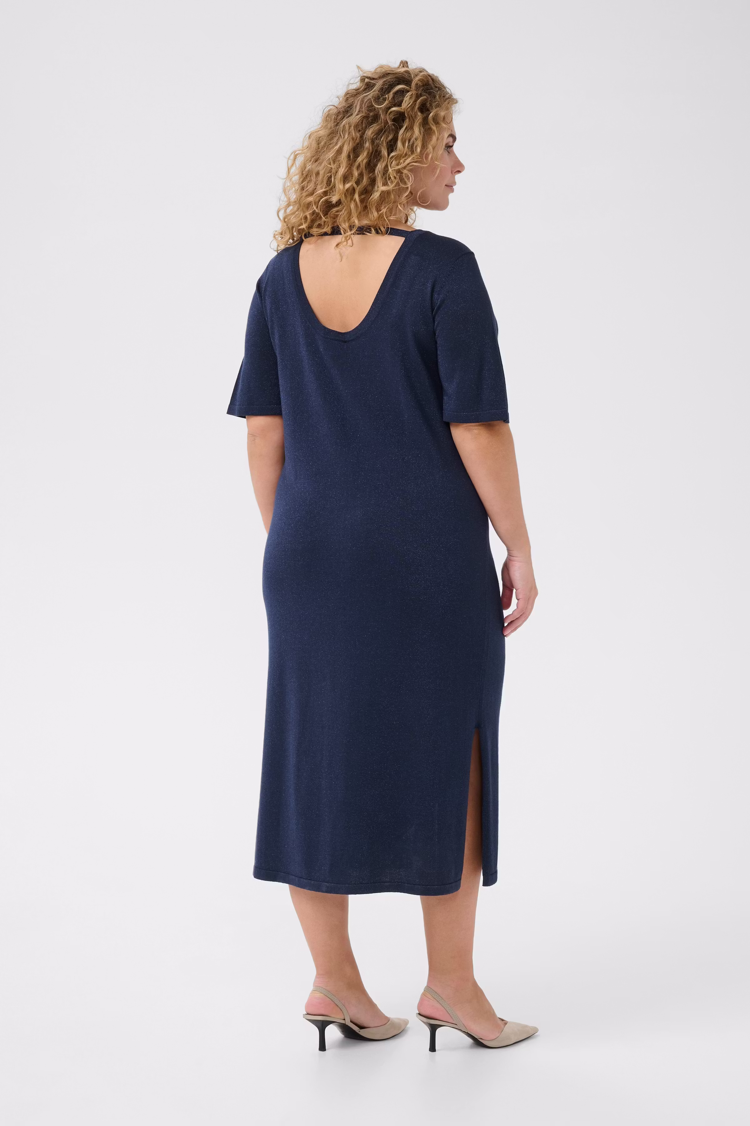 KCregitta Robe LOOKBOOK BACK 10583272-194020