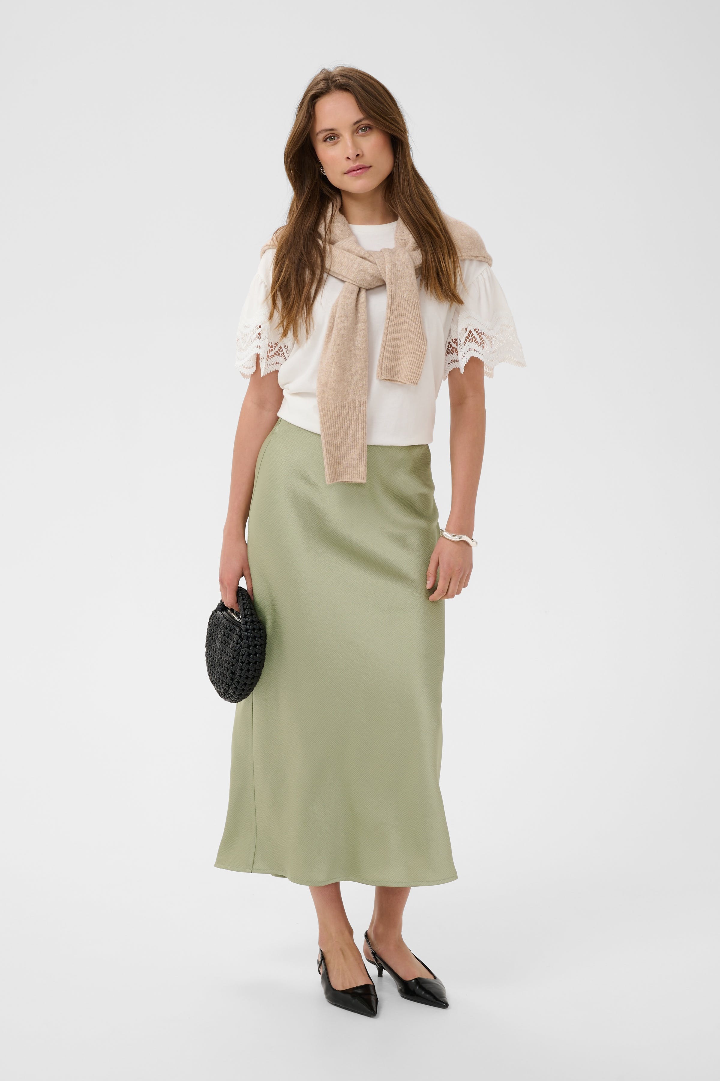 KAlotte Skjørt LOOKBOOK FRONT 10508853-170620