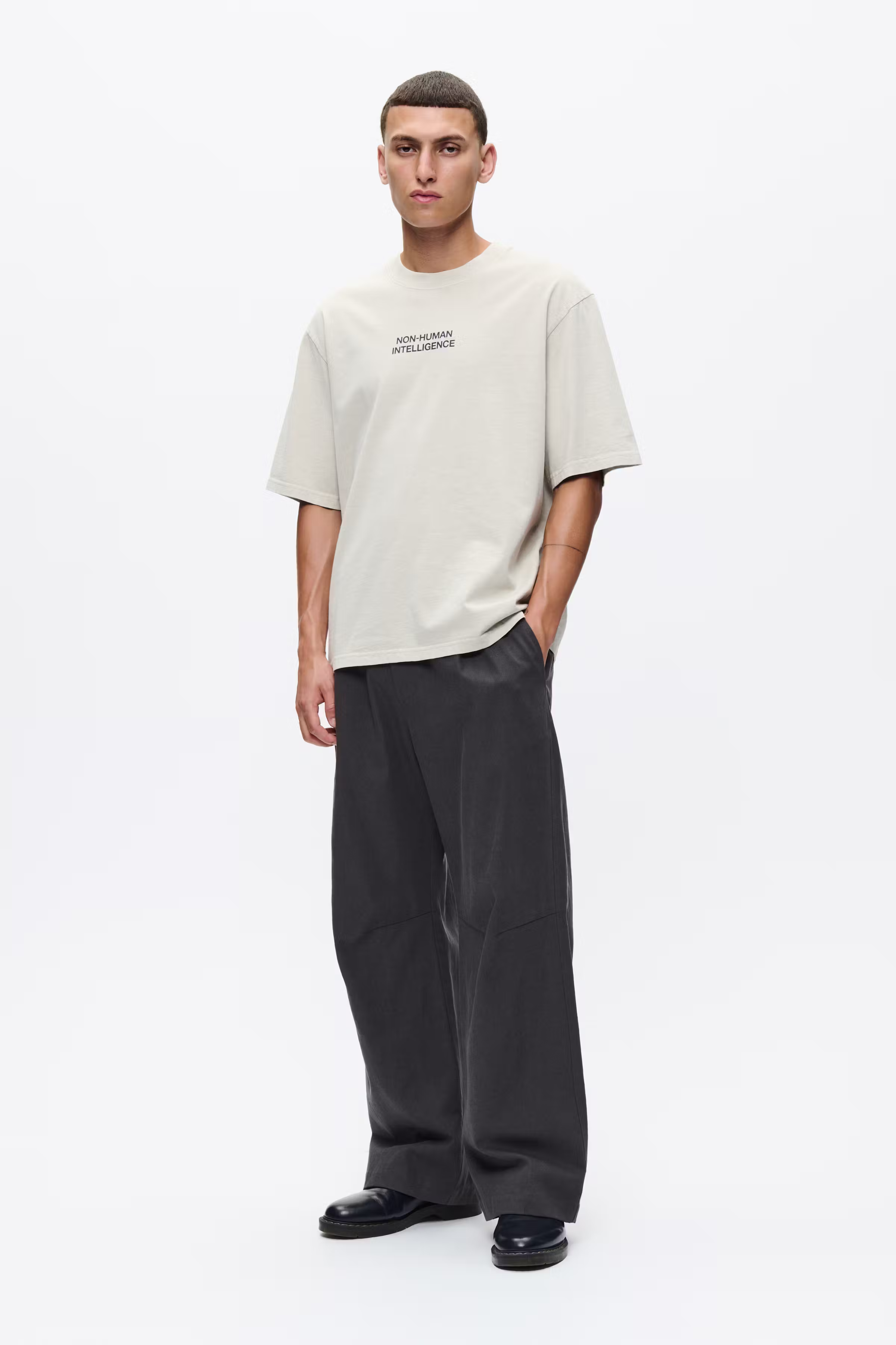 WWGary T-shirt LOOKBOOK FRONT 30251797-304490