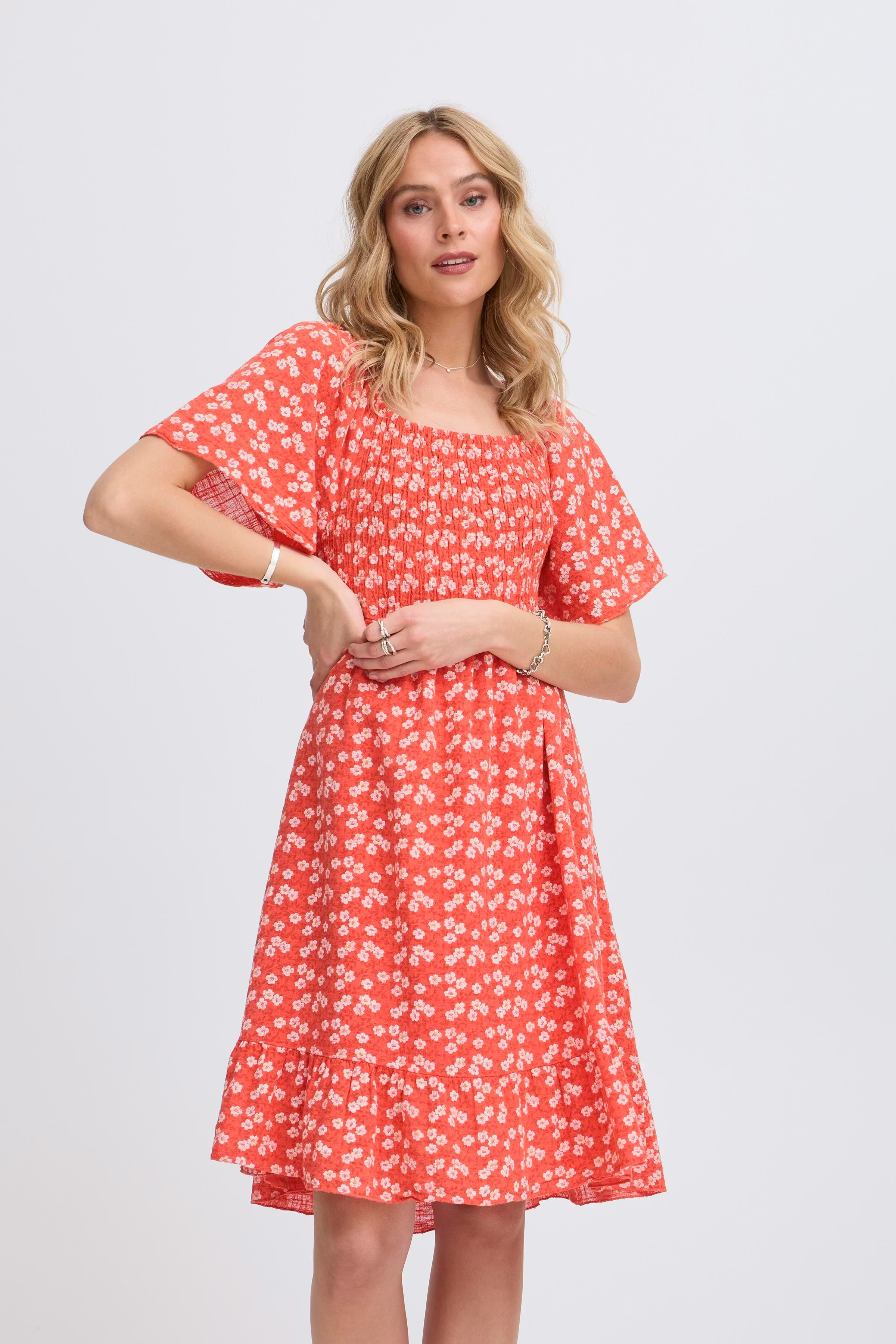 SBALEXA Kjole LOOKBOOK FRONT 22100973-181762