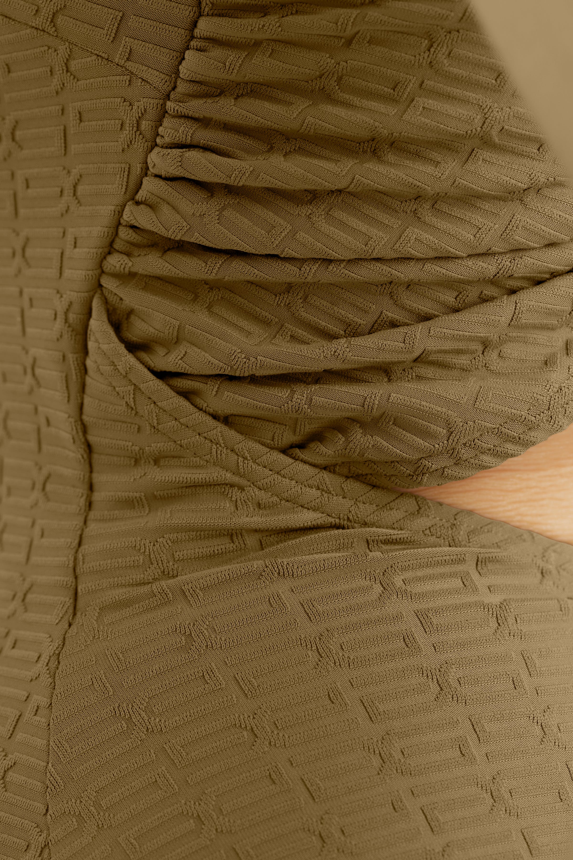 MiloGZ Swimsuit LOOKBOOK BACK 10909172-180615