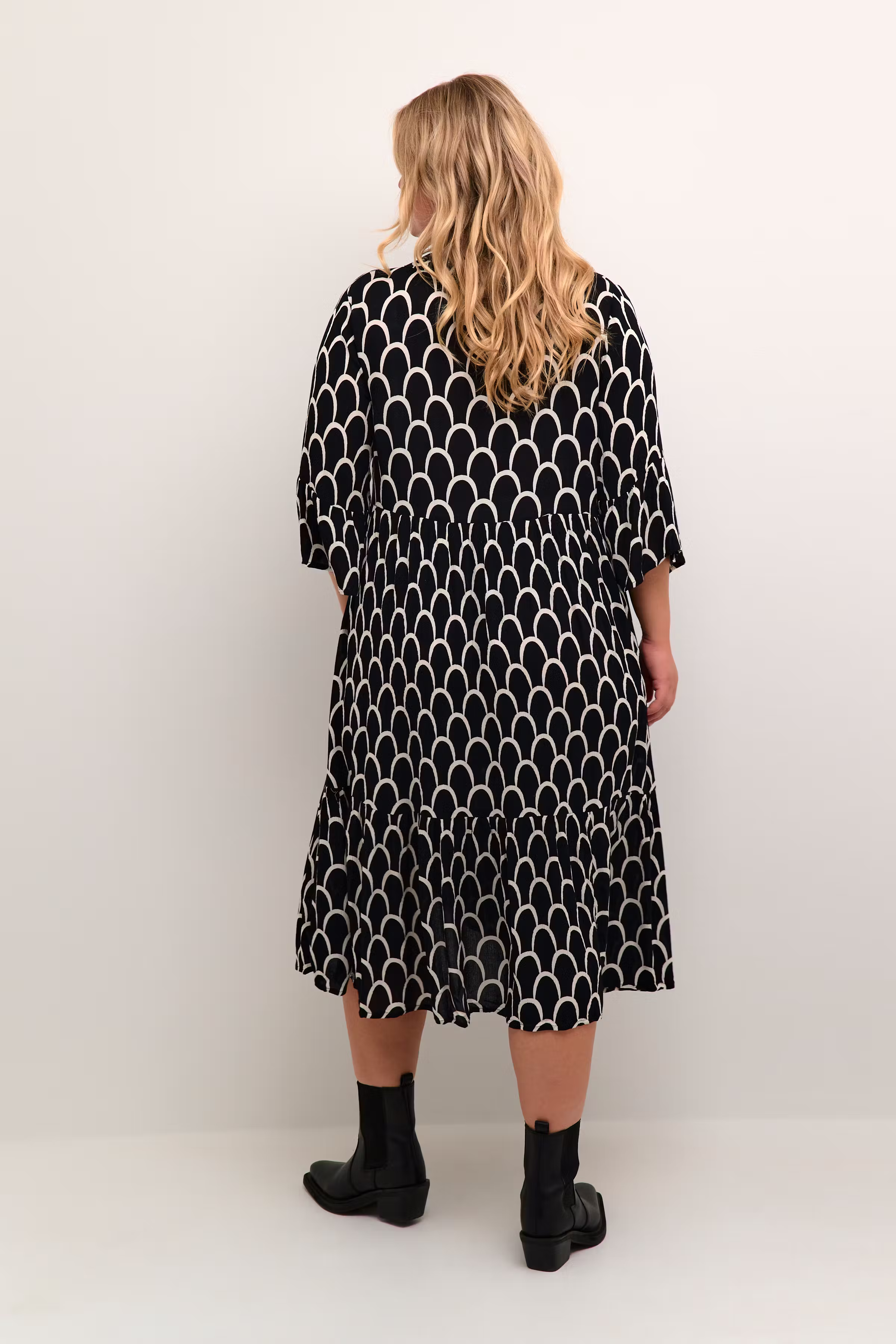 KCkerry Robe LOOKBOOK BACK 10581828-104857