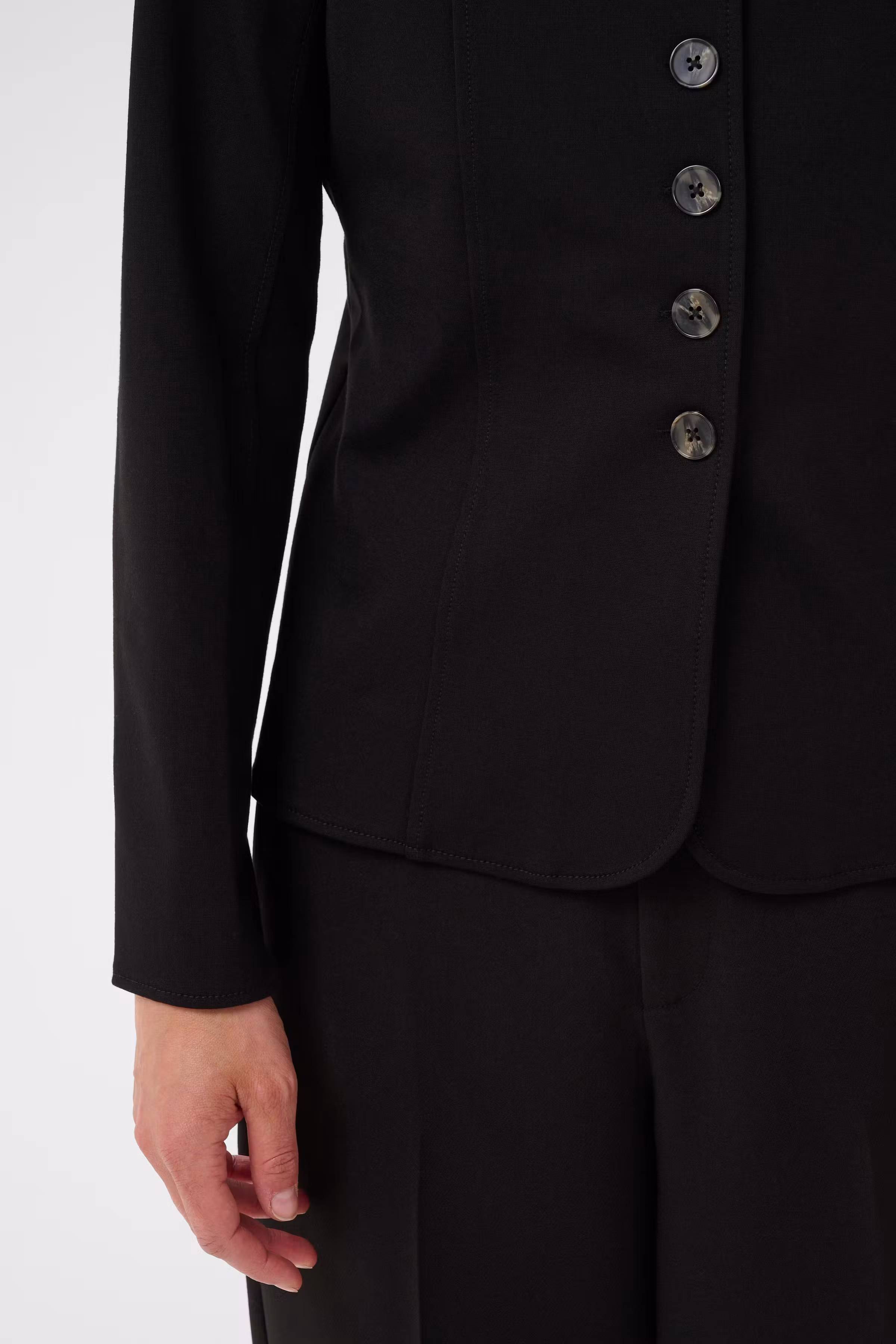 CaridadPW Blazer LOOKBOOK DETAIL 30311162-194008